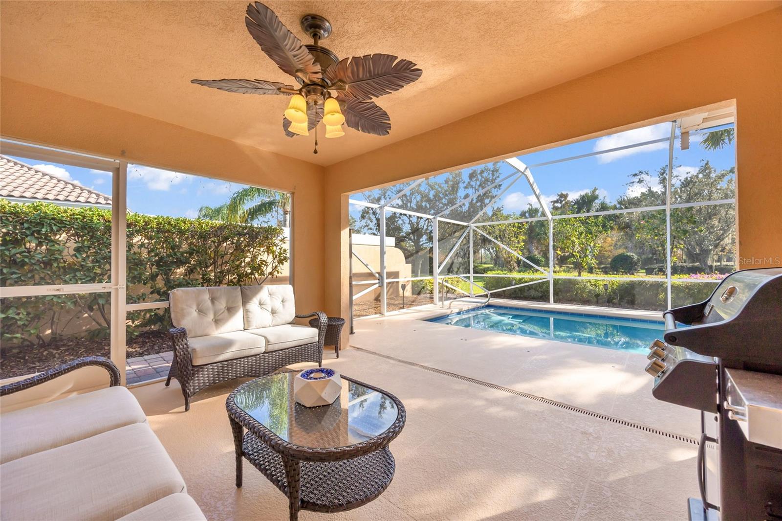 Image 25 of 61 For 11863 Fiore Drive