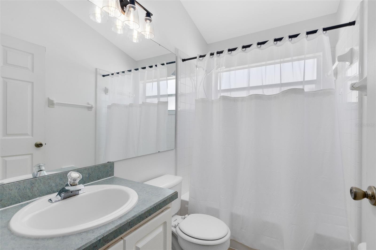 Image 16 of 28 For 1653 Oak Hill Trail