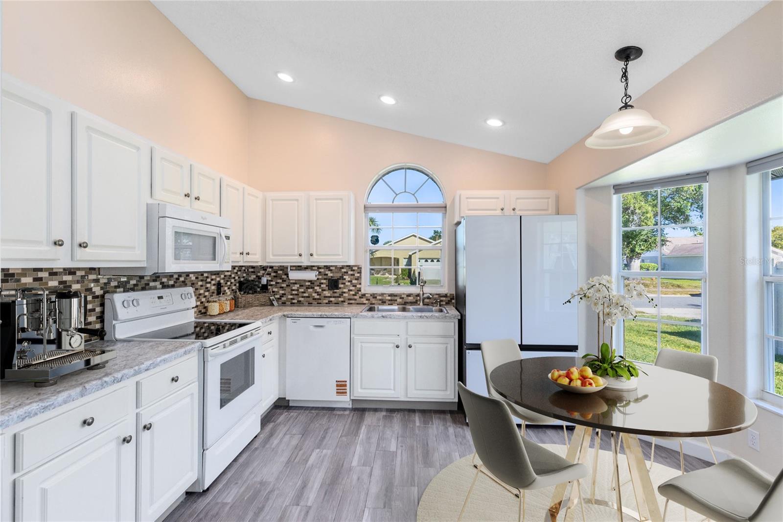 Image 9 of 28 For 1653 Oak Hill Trail