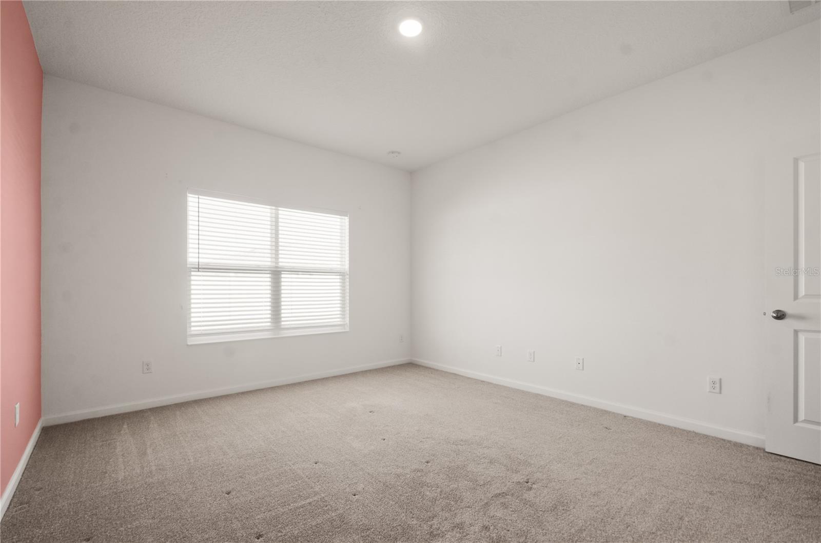 Image 17 of 23 For 1078 Chelan Falls Drive