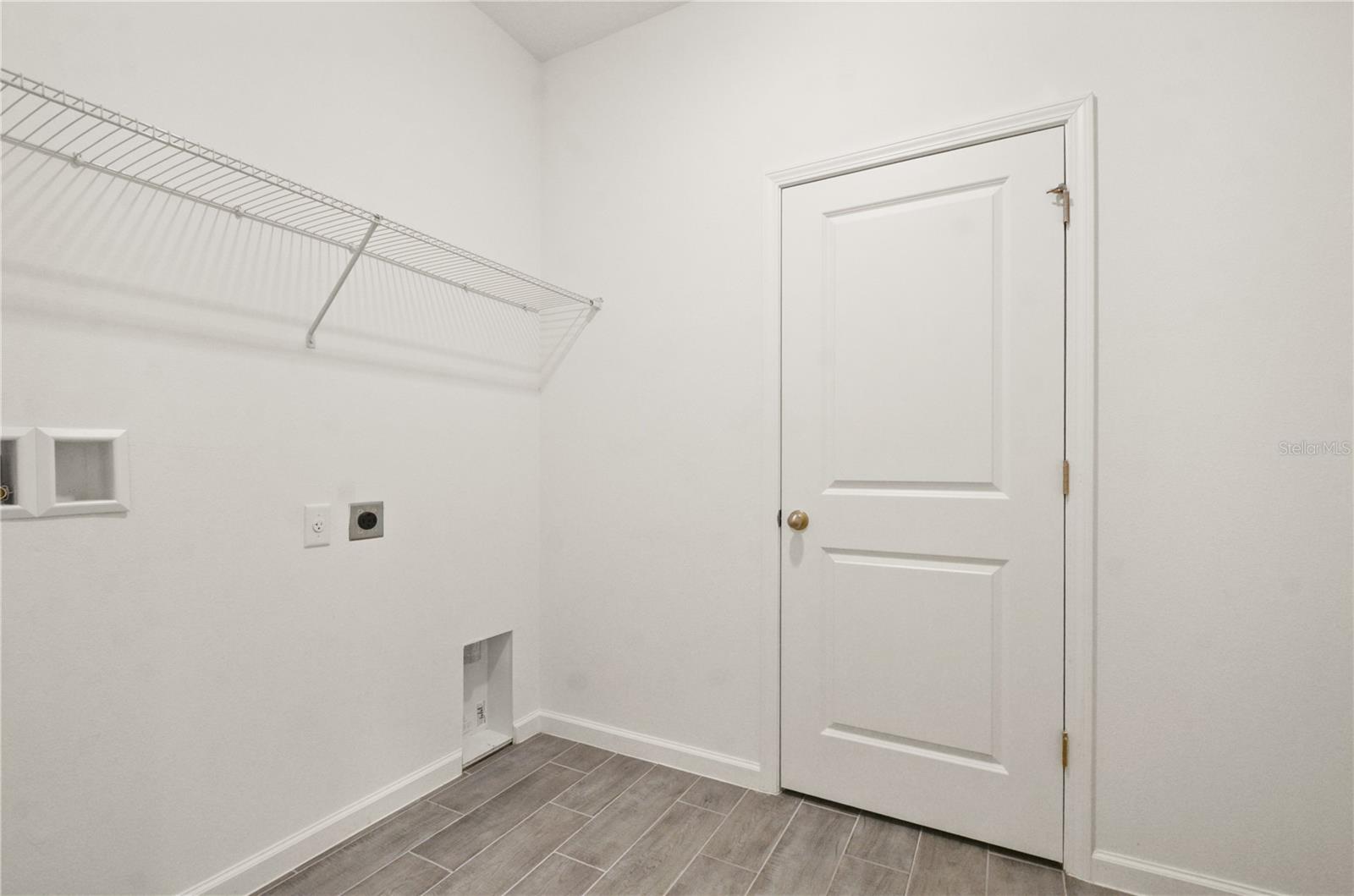 Image 19 of 23 For 1078 Chelan Falls Drive