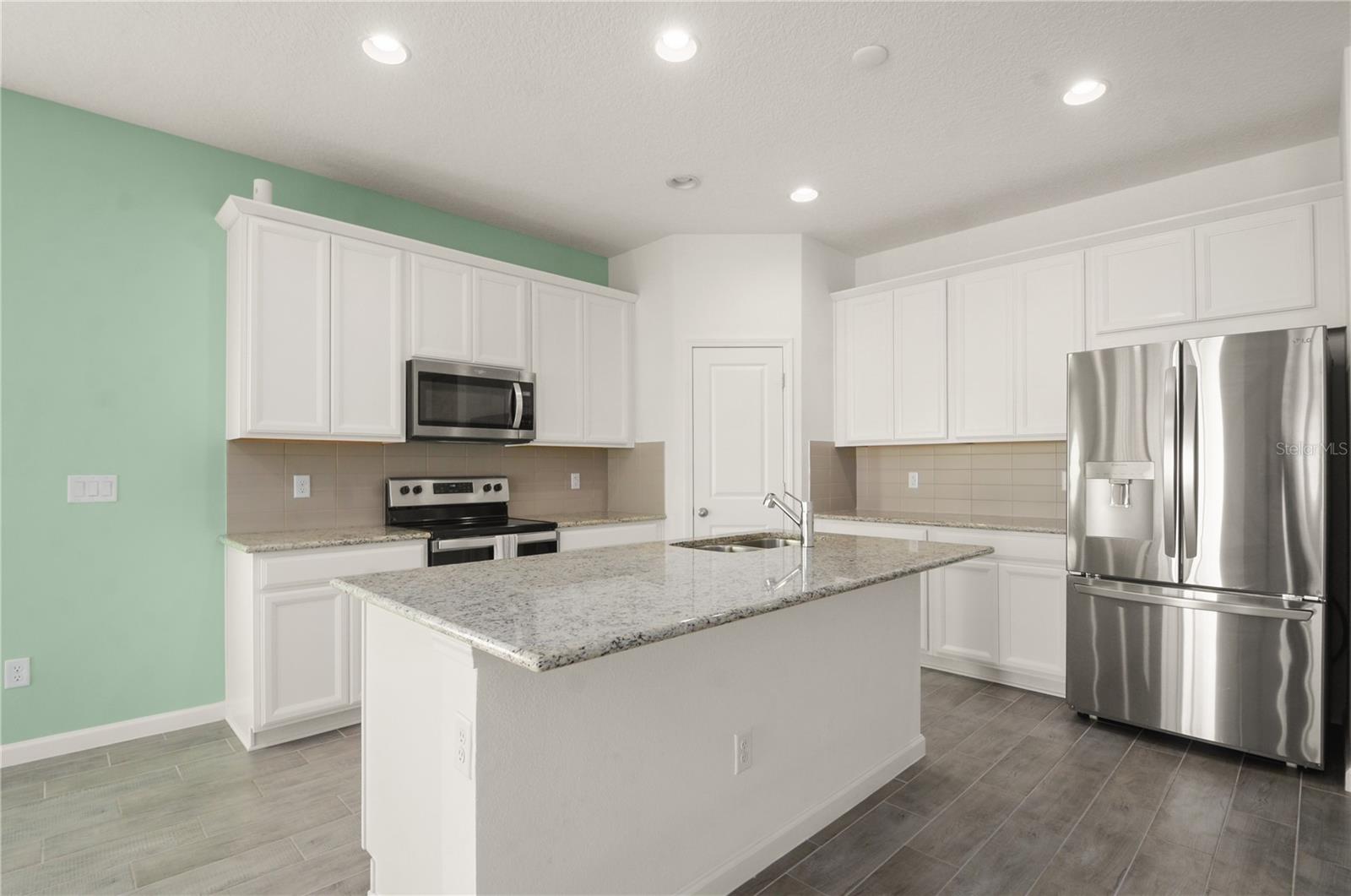 Image 9 of 23 For 1078 Chelan Falls Drive