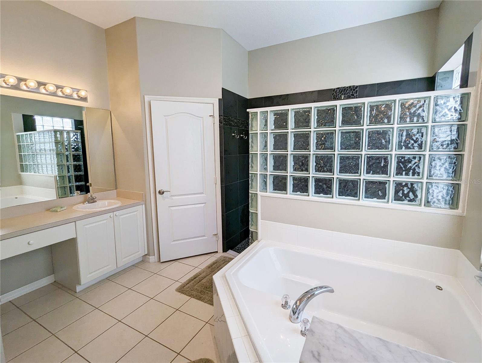 Image 13 of 32 For 630 Tuscan Hills Boulevard