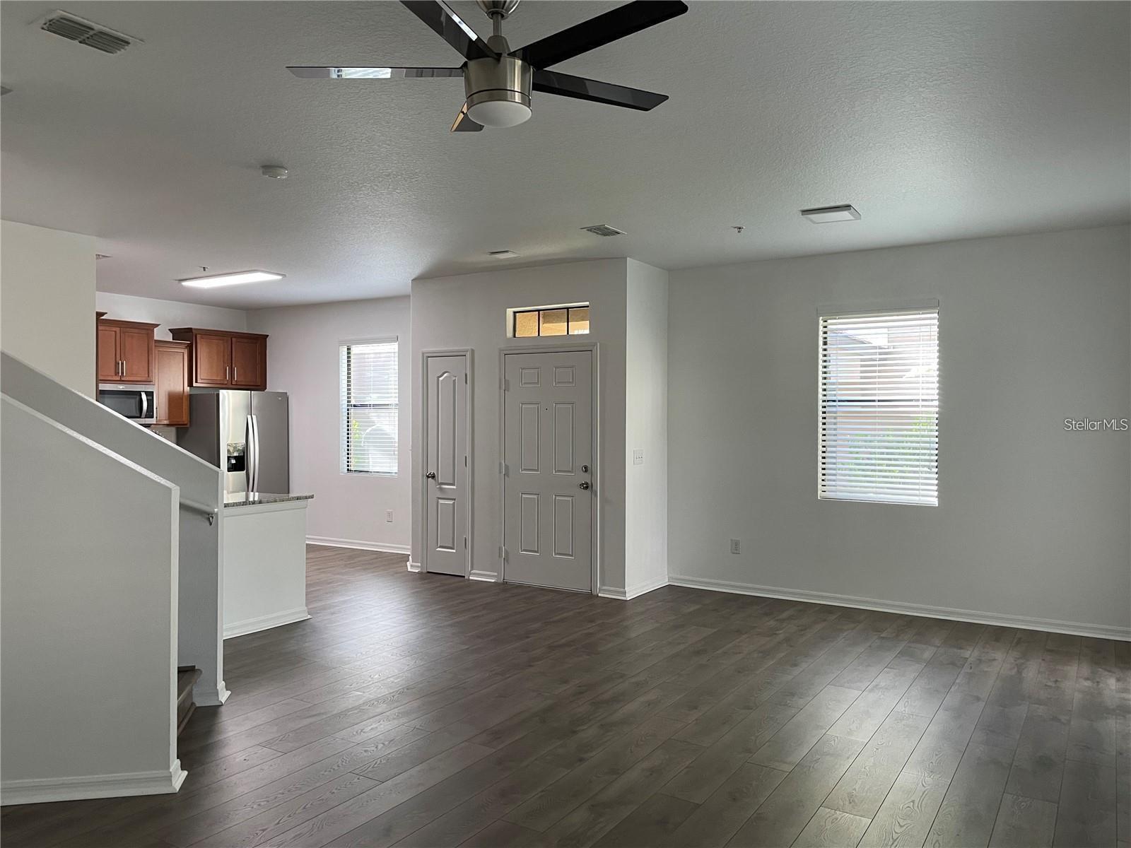 Image 4 of 32 For 3731 Seneca Club Loop B