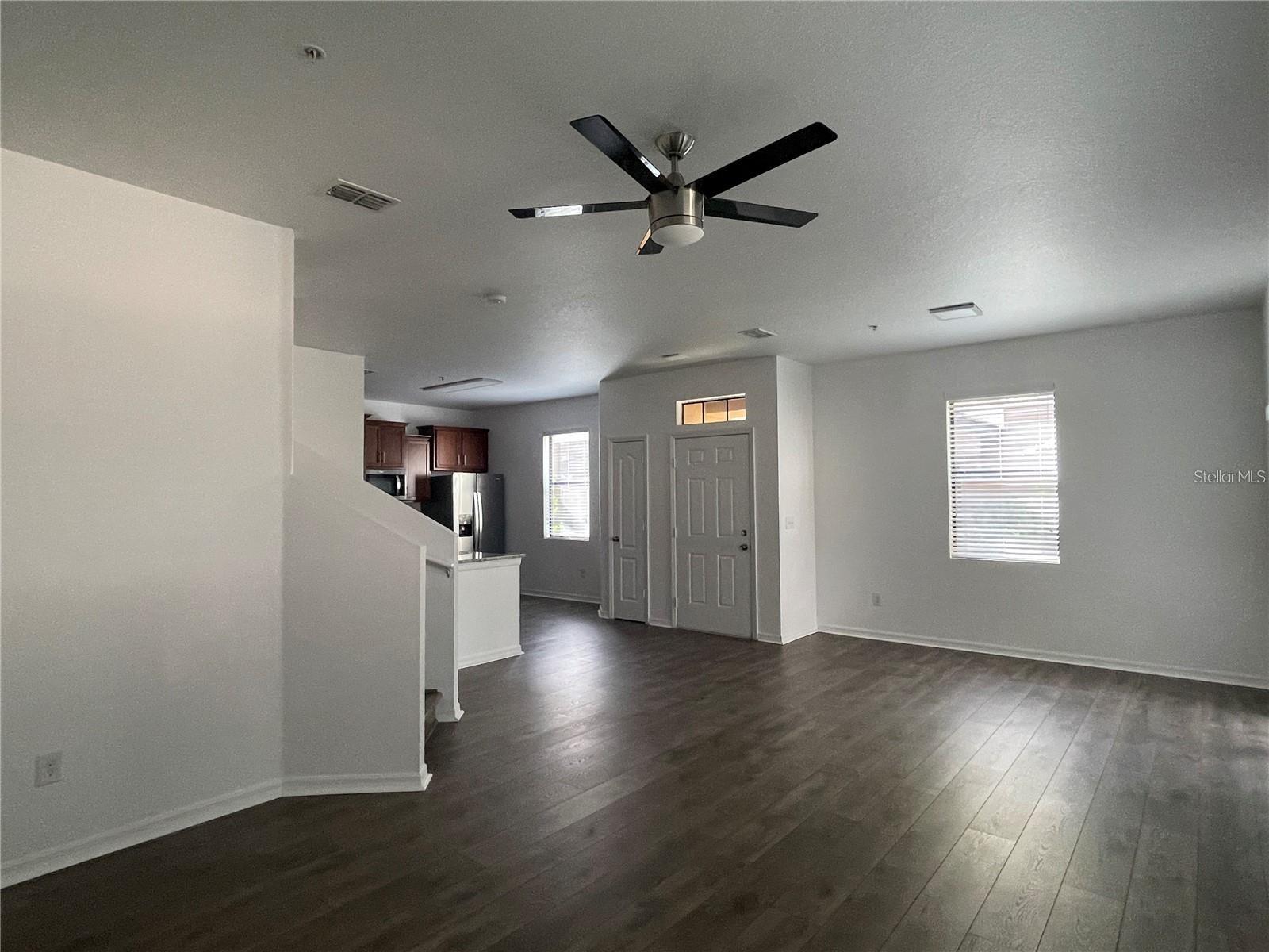 Image 3 of 31 For 3739 Seneca Club Loop A