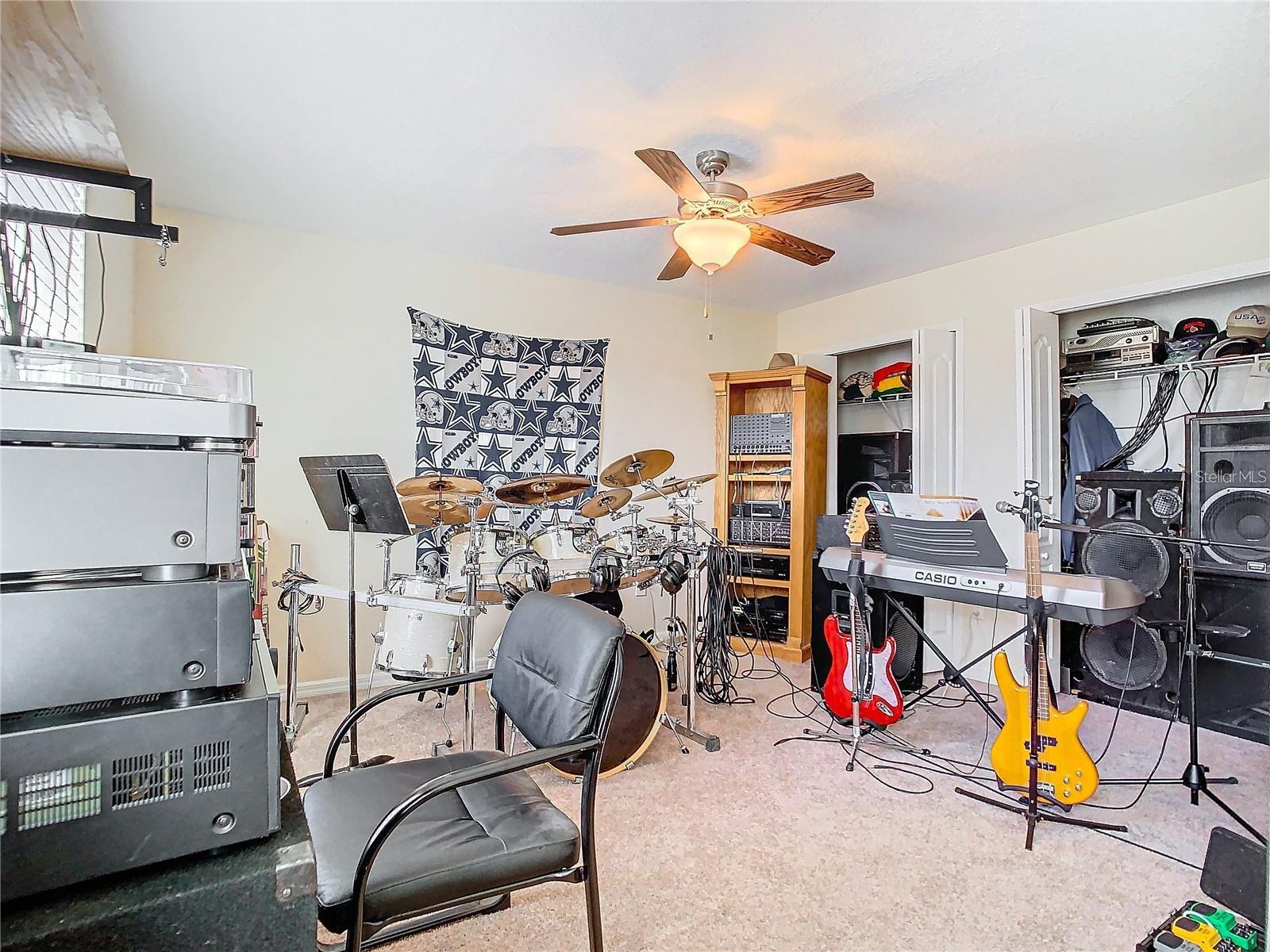 Image 20 of 80 For 1137 Seburn Road