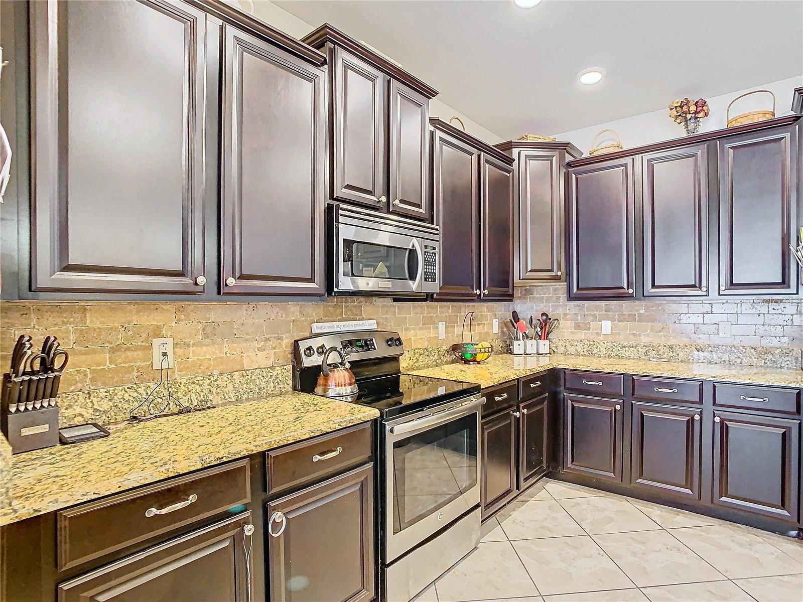 Image 29 of 80 For 1137 Seburn Road