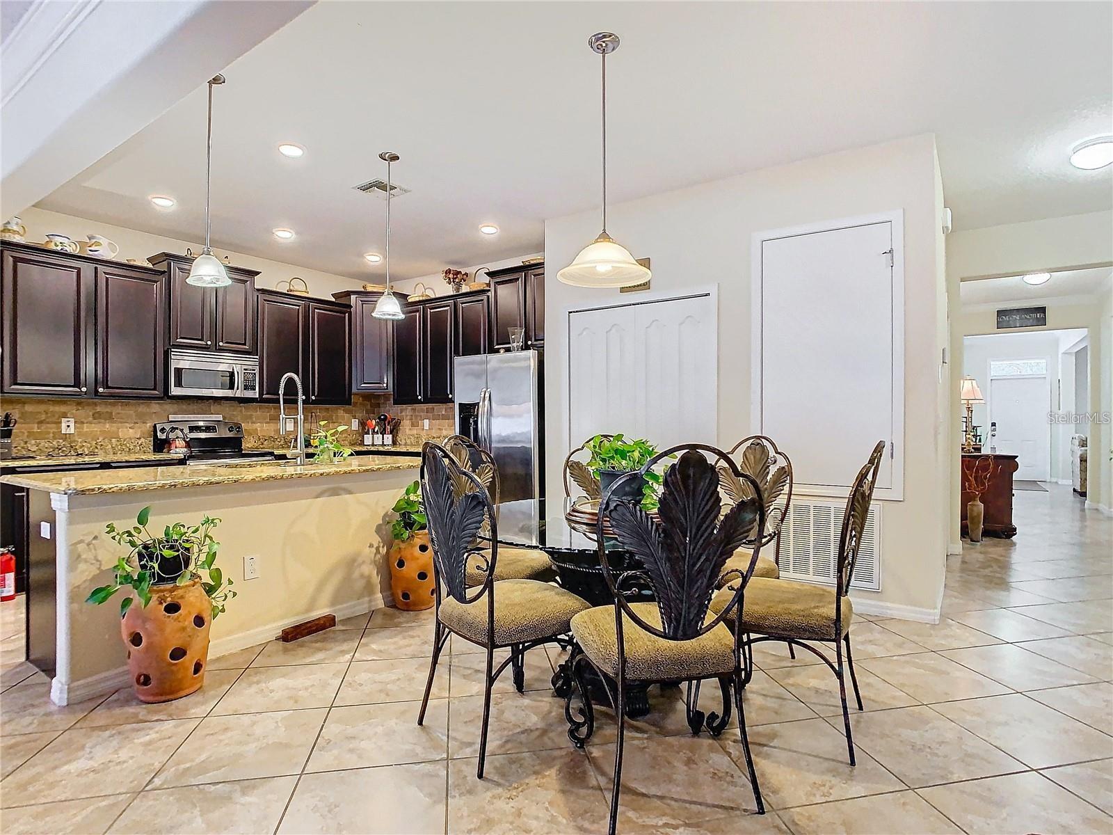 Image 51 of 80 For 1137 Seburn Road