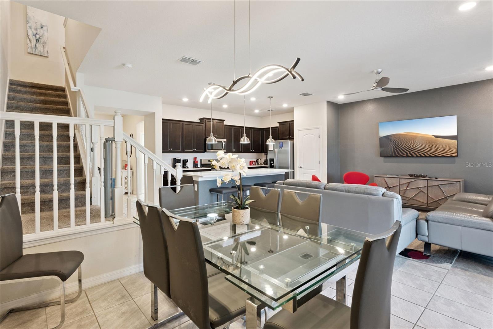 Image 19 of 62 For 7163 Oakmoss Loop