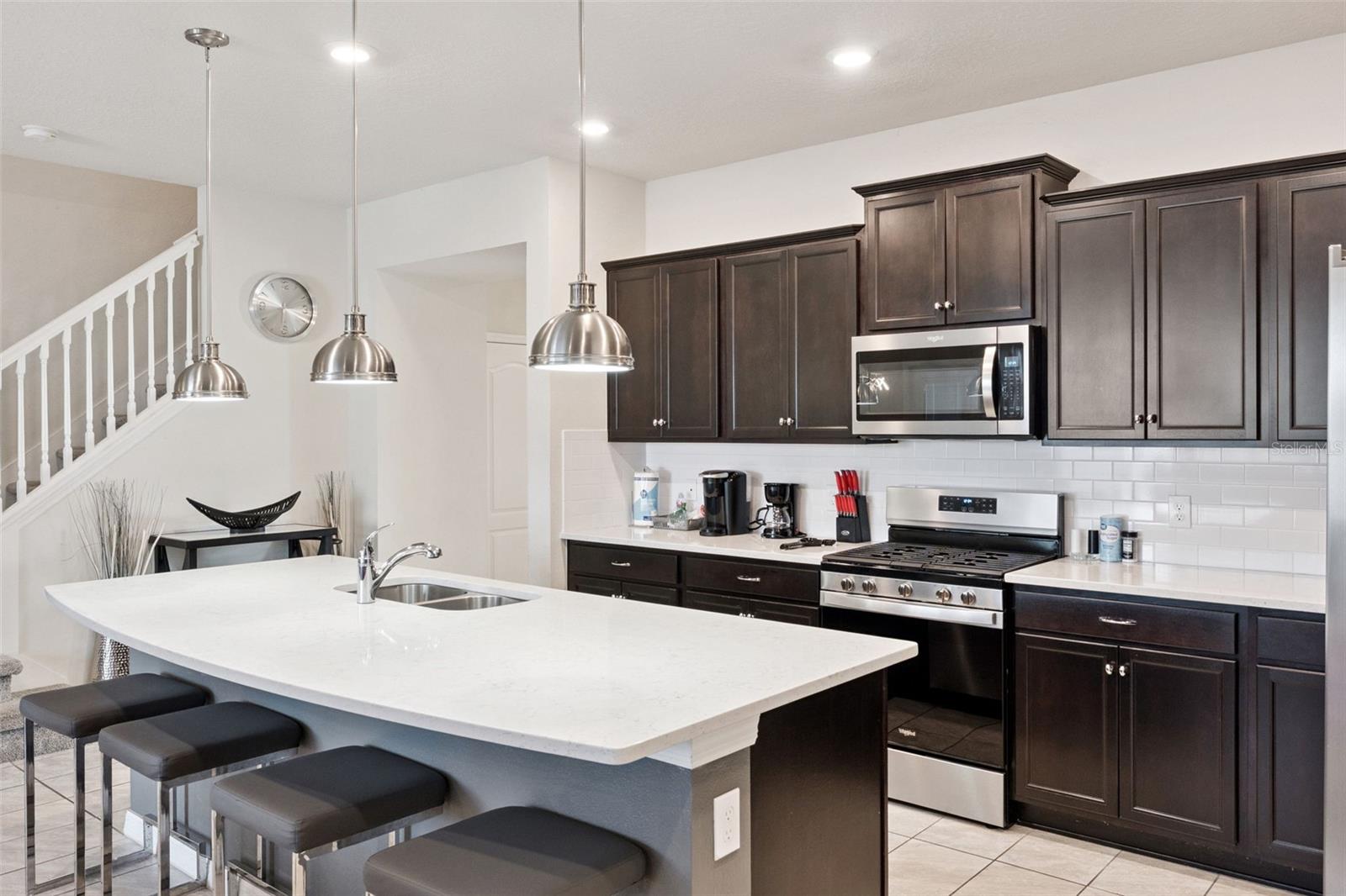 Image 22 of 62 For 7163 Oakmoss Loop