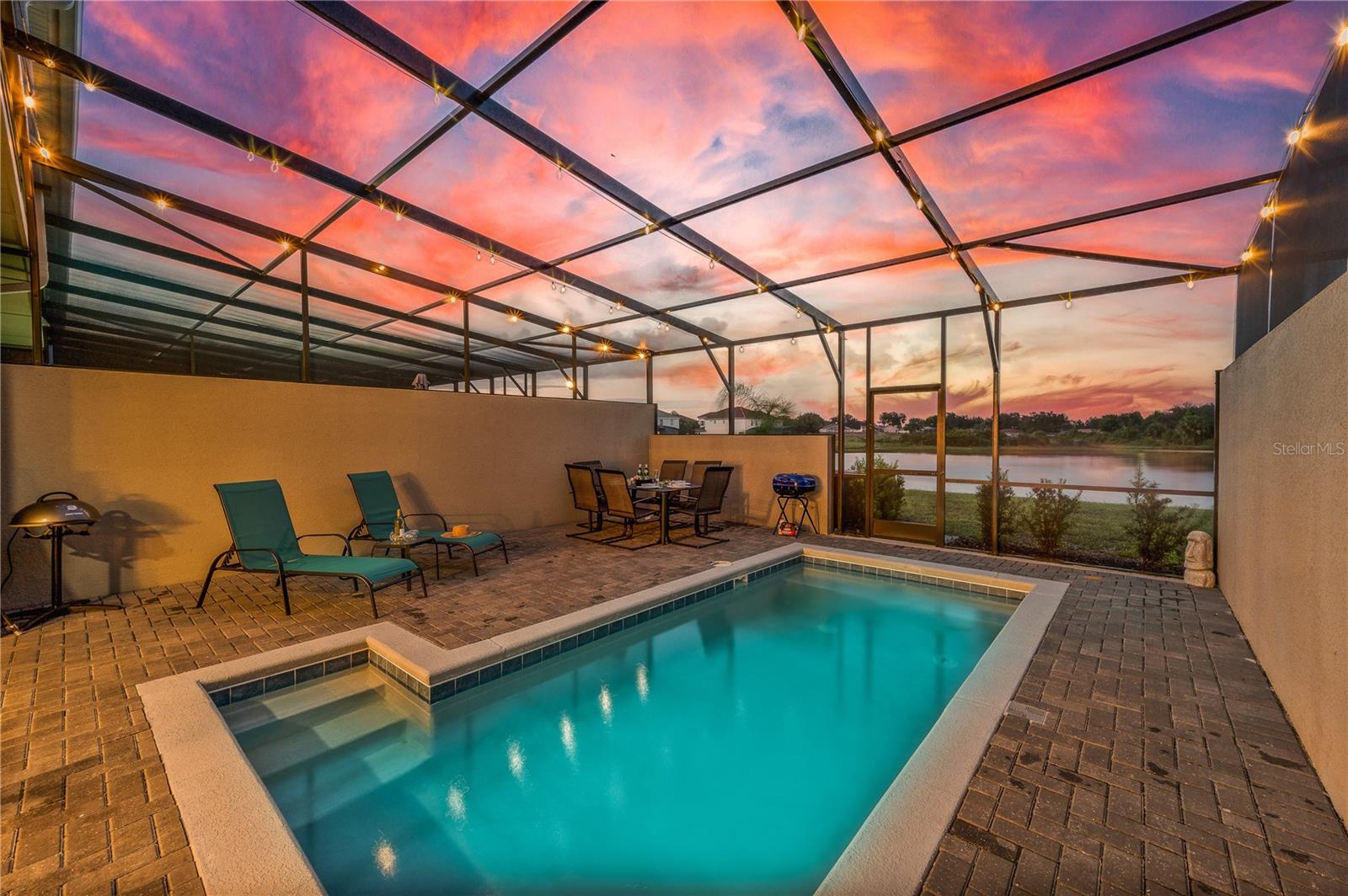 Image 3 of 62 For 7163 Oakmoss Loop