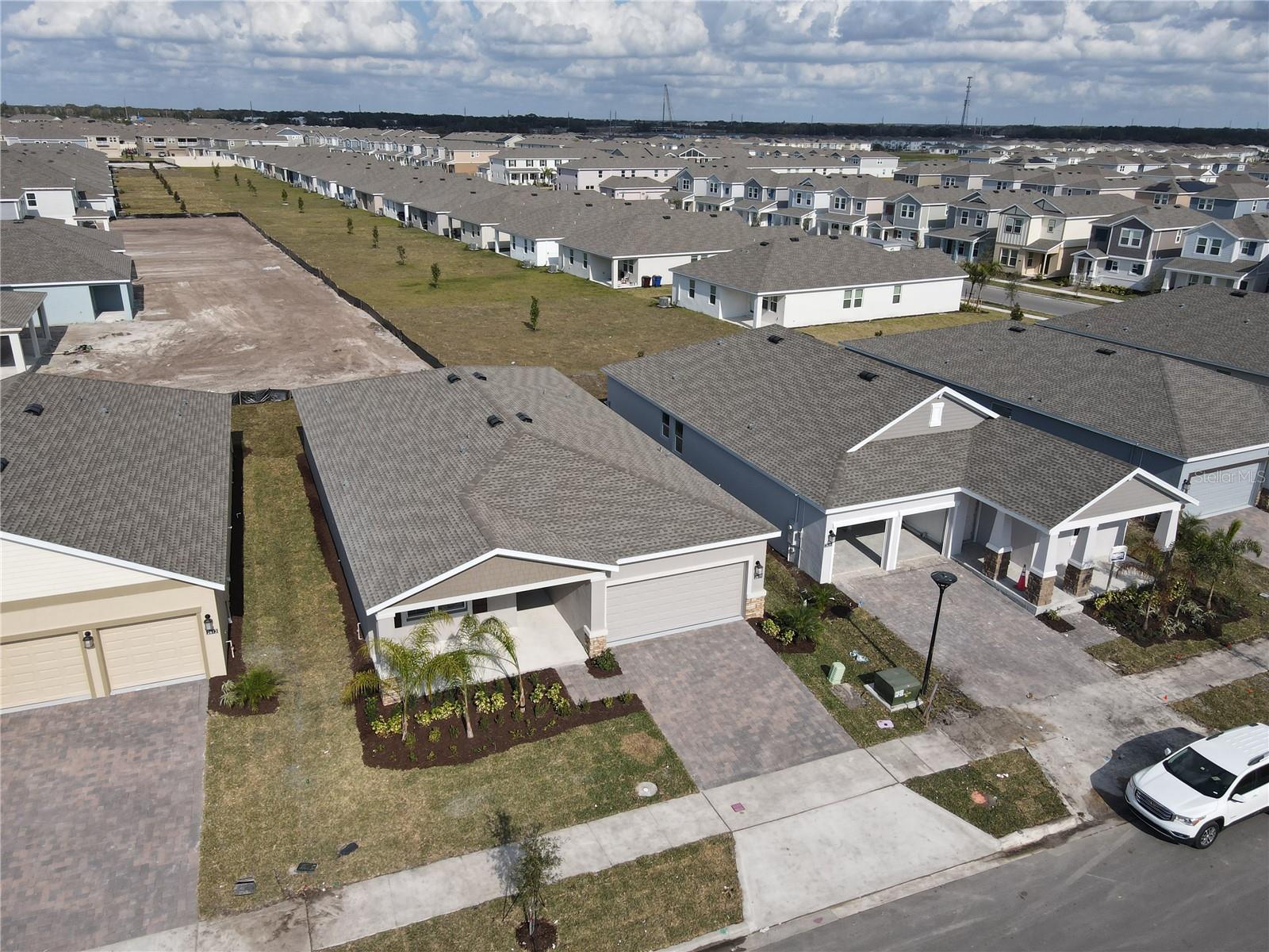 Image 18 of 27 For 2619 Peace Of Mind Avenue