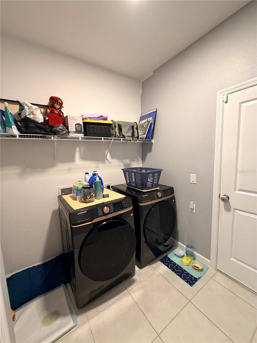 Image 25 of 34 For 5024 Shady Pines Drive