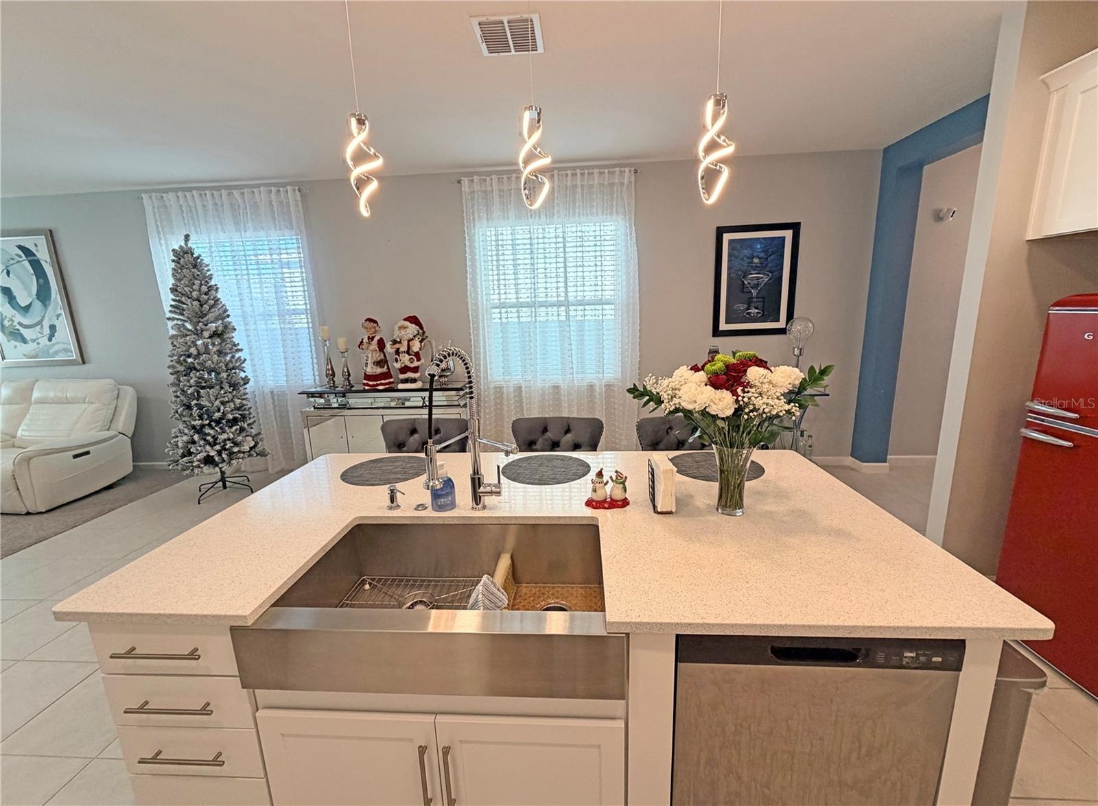 Image 8 of 34 For 5024 Shady Pines Drive