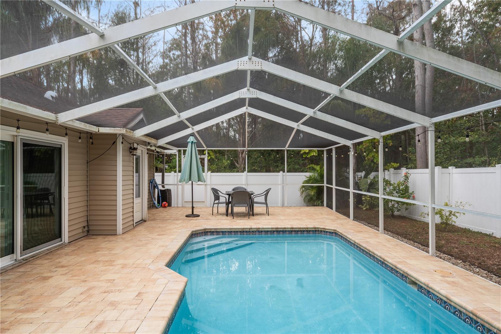 Image 42 of 52 For 7507 Whisper Woods Court