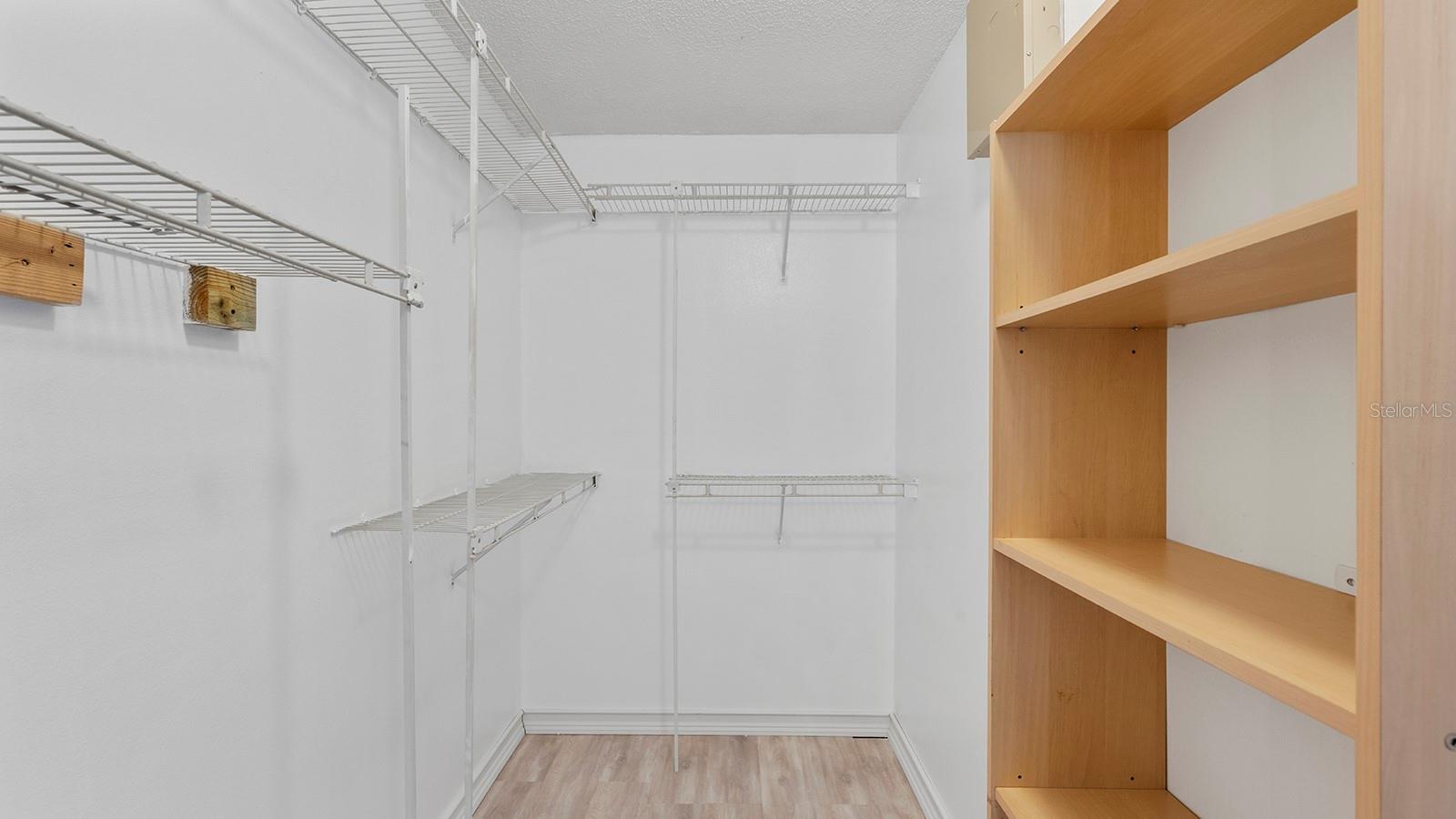 Image 10 of 27 For 11029 Einbender Road