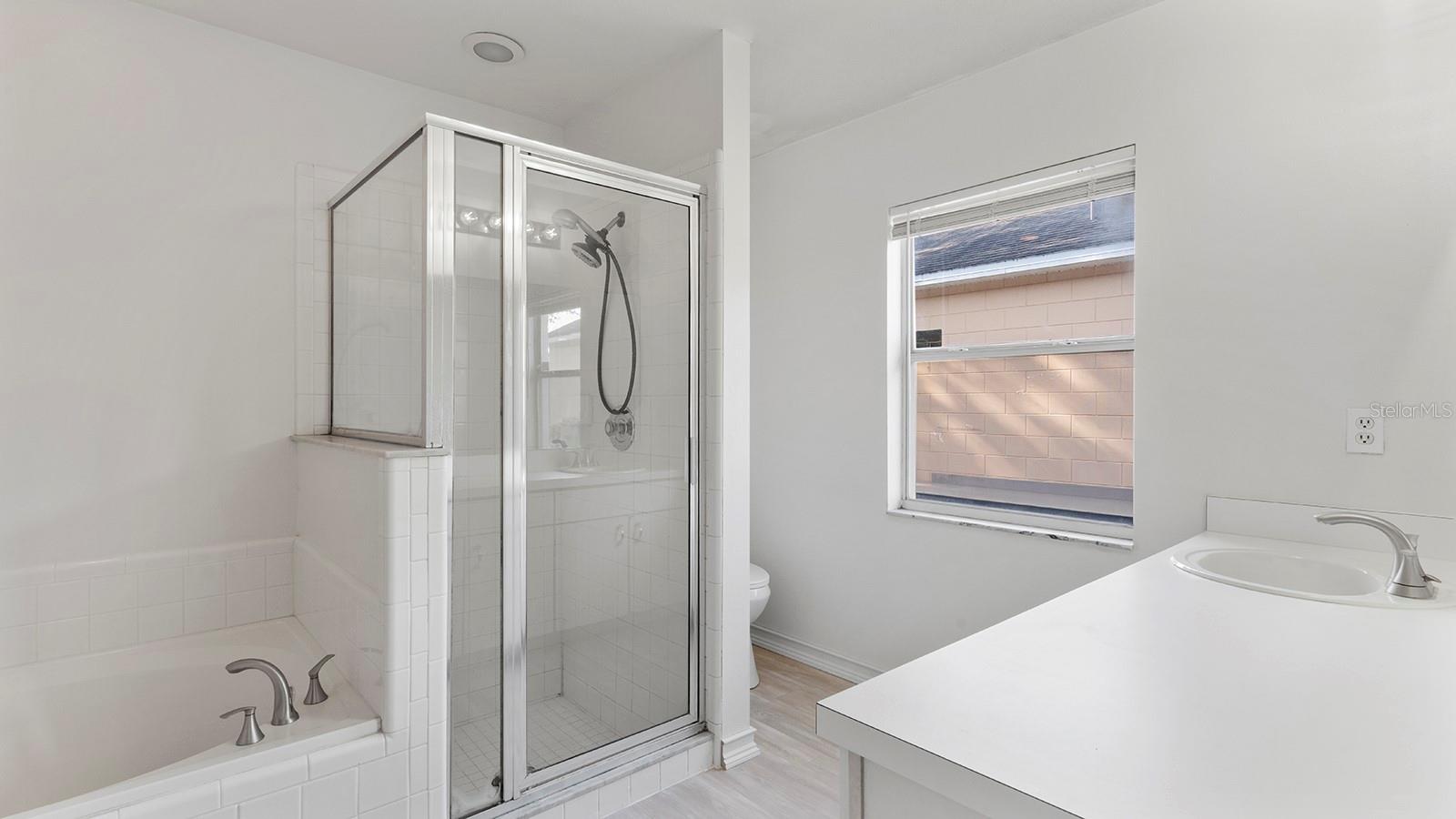 Image 12 of 27 For 11029 Einbender Road