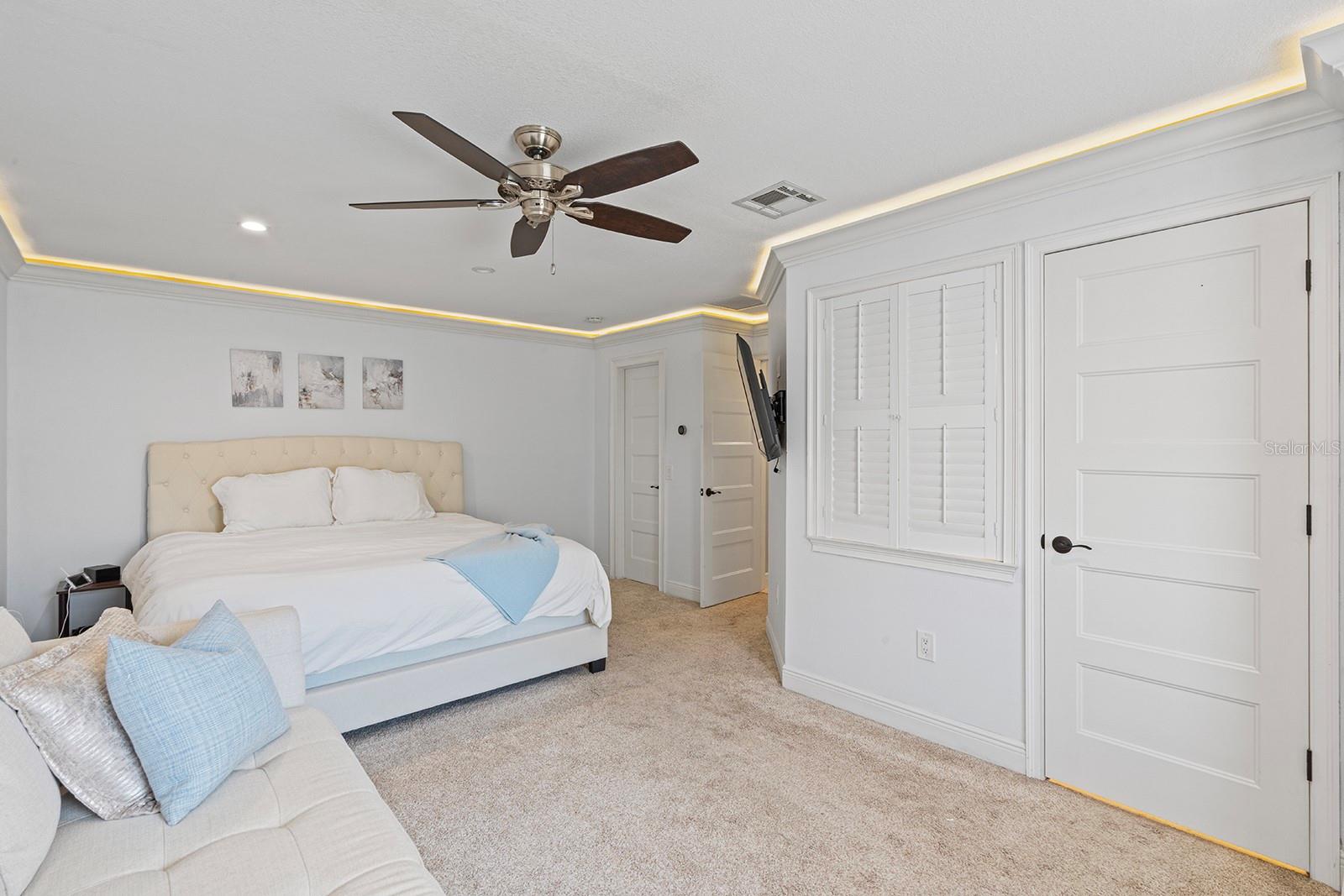 Image 18 of 43 For 3610 Gatewood Drive