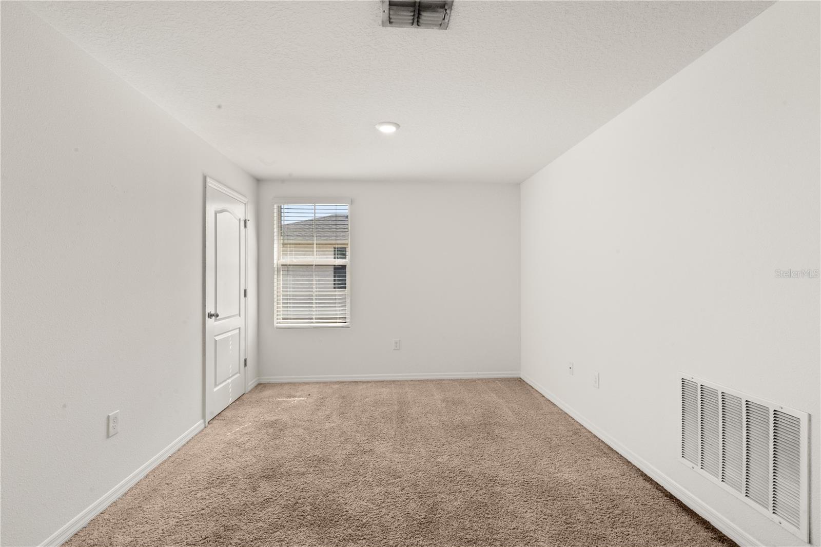 Image 23 of 52 For 1797 Red Canyon Drive