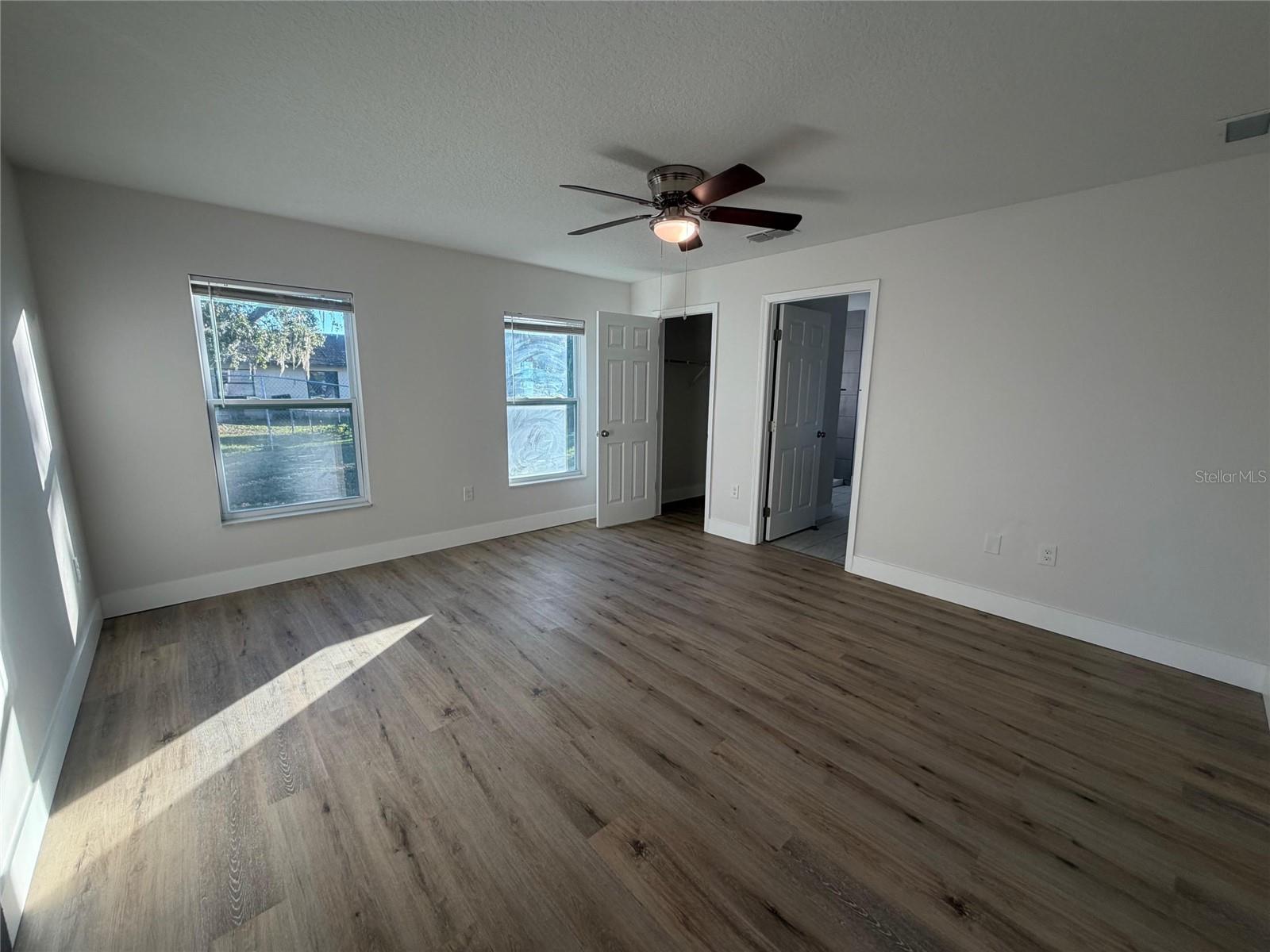 Image 14 of 36 For 412 Tarpon Street