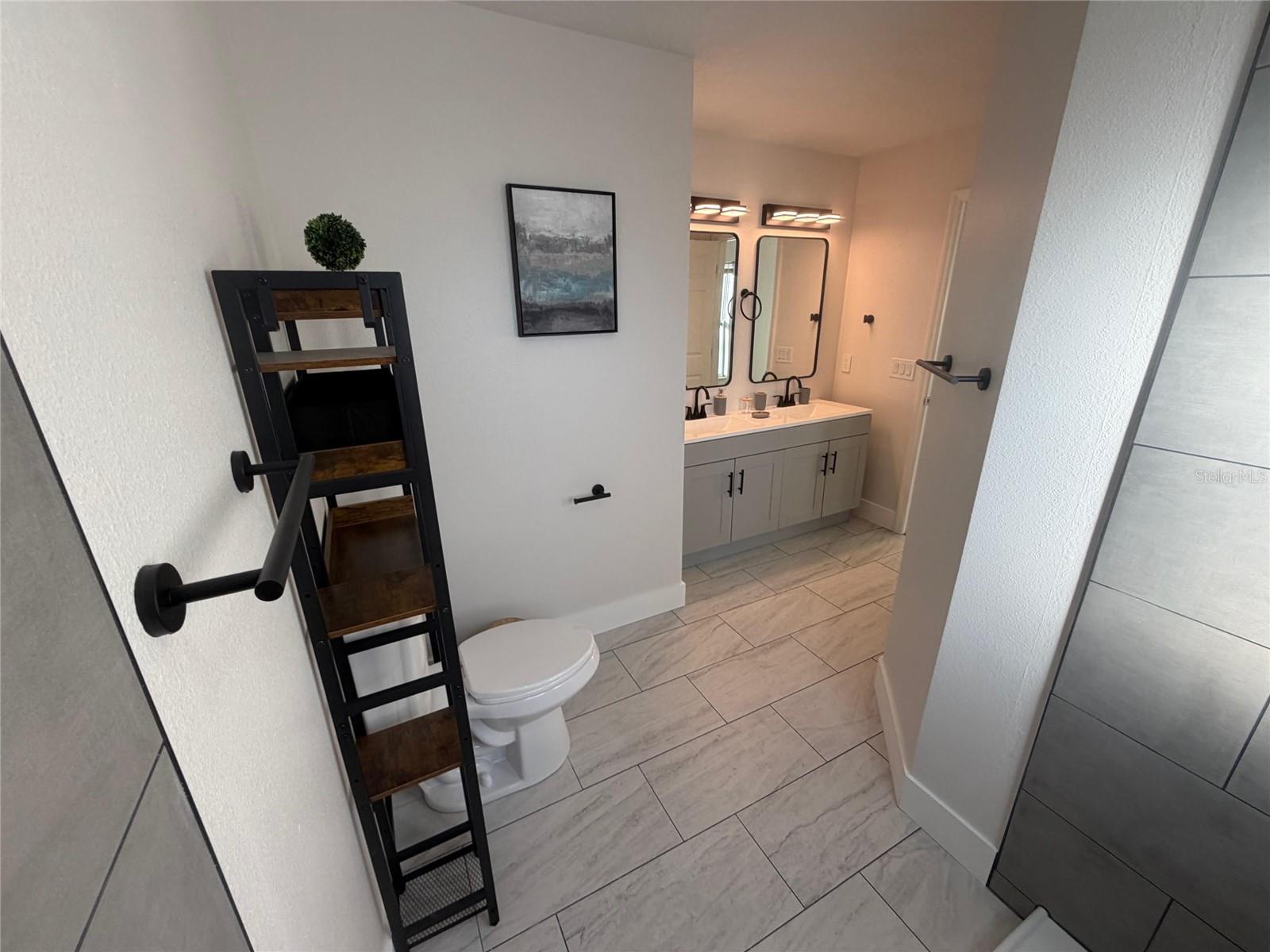 Image 20 of 36 For 412 Tarpon Street