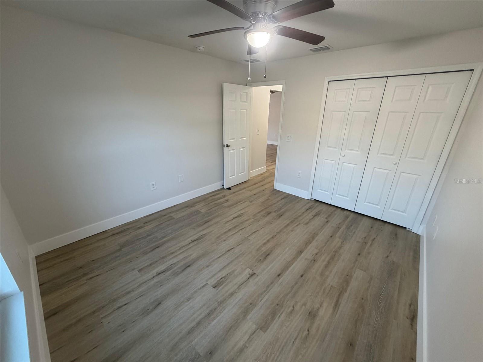 Image 24 of 36 For 412 Tarpon Street