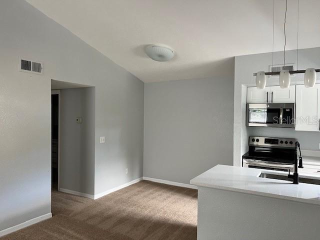 Image 6 of 9 For 5128 Conroy Road 22