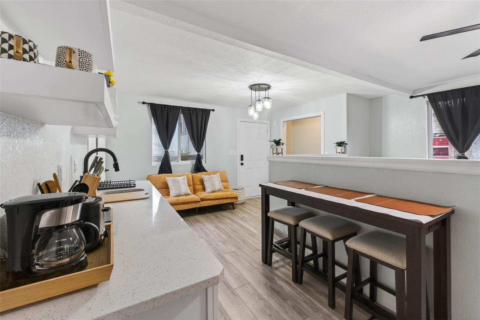 Image 40 of 71 For 115 Palm Place