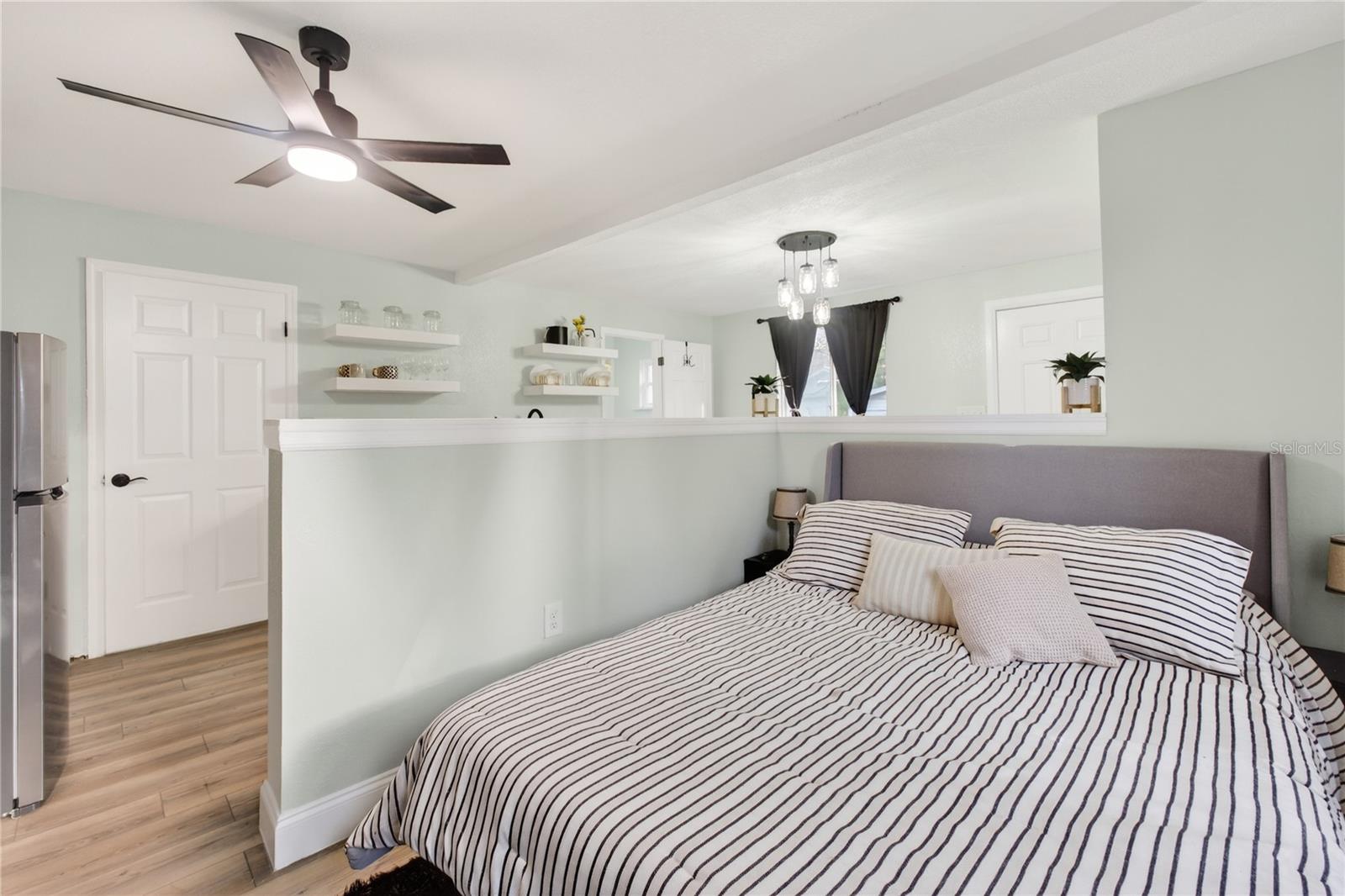 Image 48 of 71 For 115 Palm Place