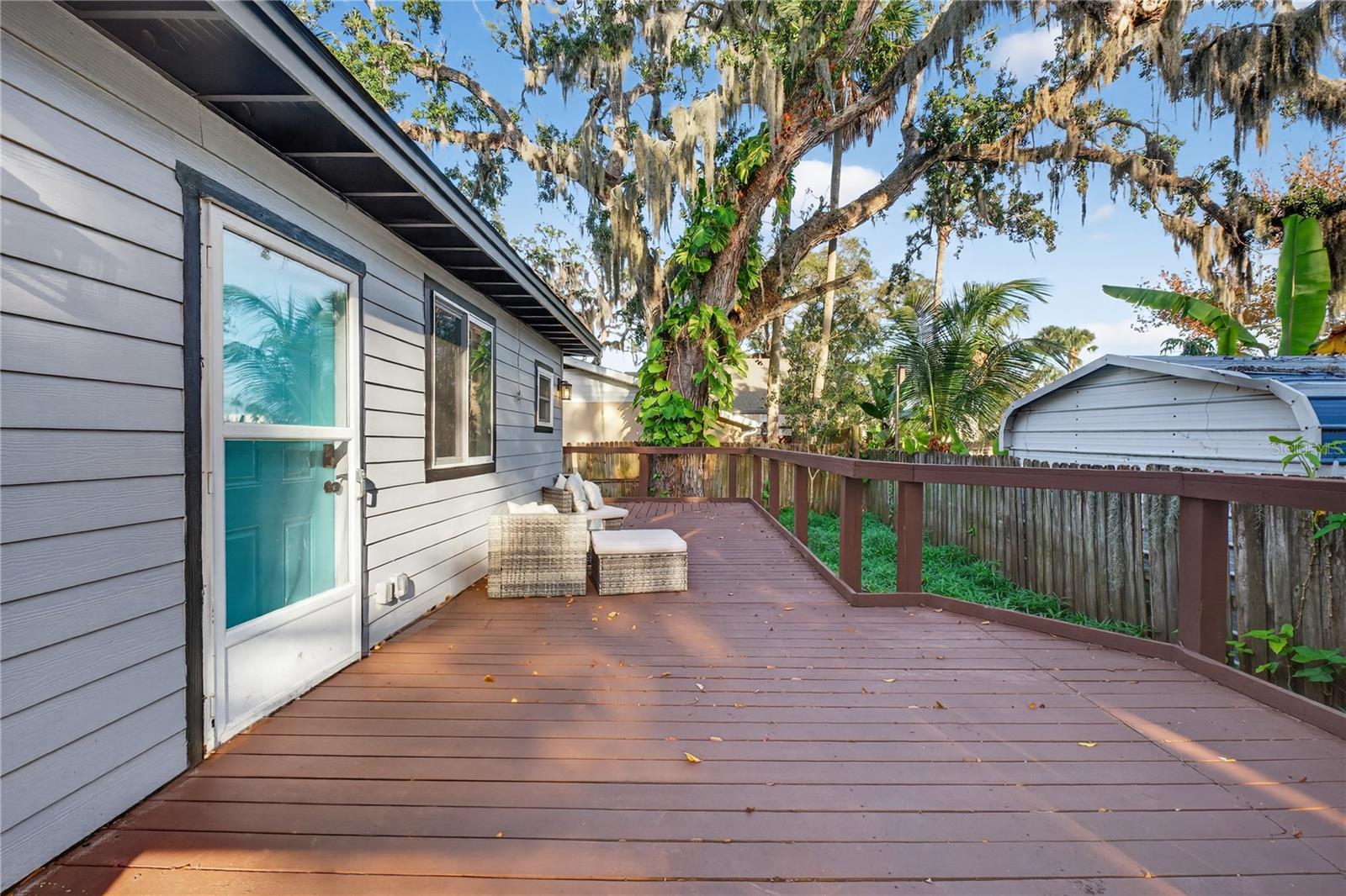 Image 59 of 71 For 115 Palm Place