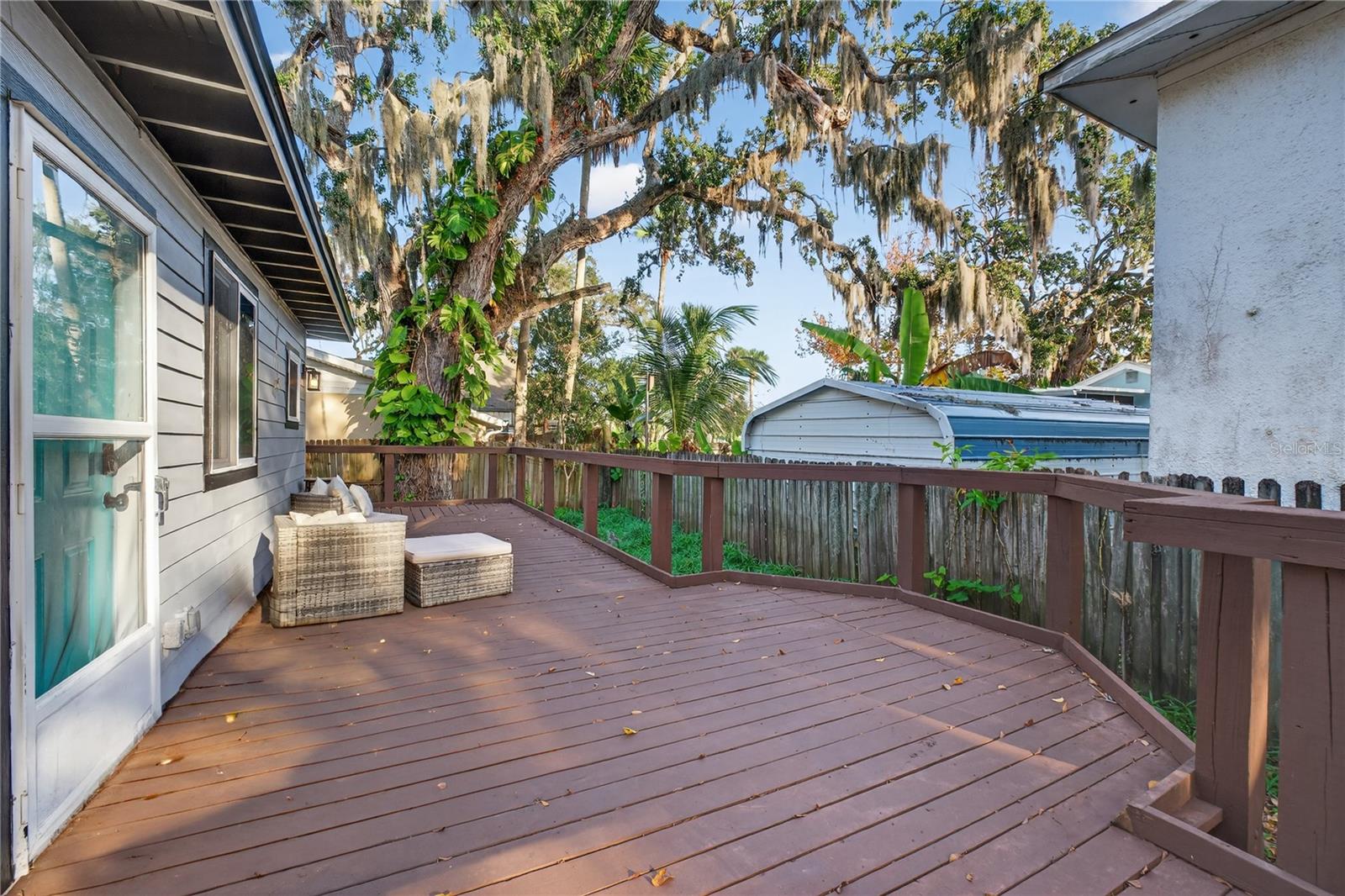 Image 60 of 71 For 115 Palm Place