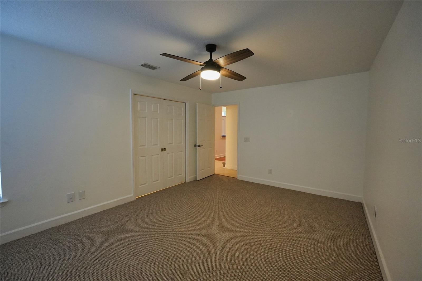 Image 17 of 32 For 118 Becket Lane 118