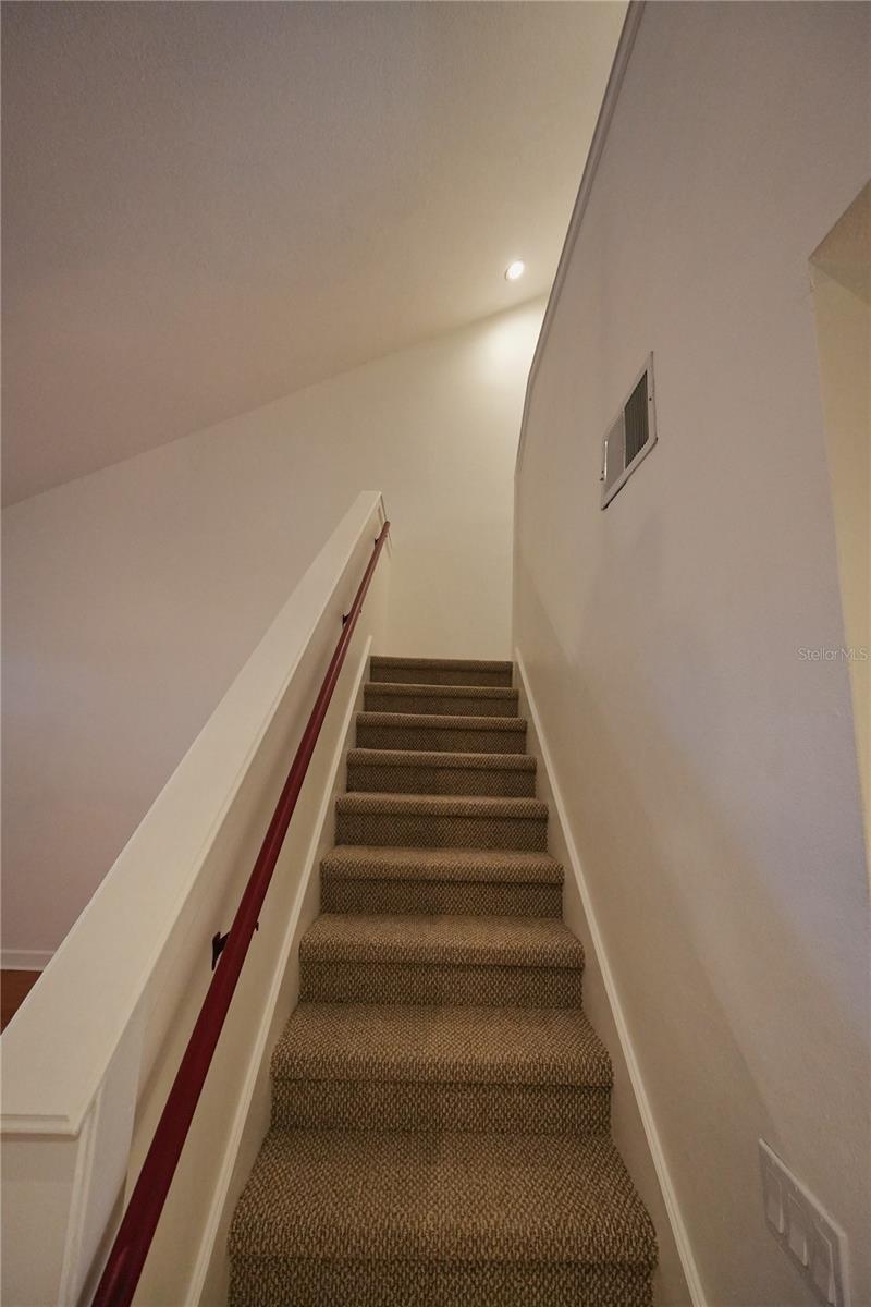 Image 21 of 32 For 118 Becket Lane 118