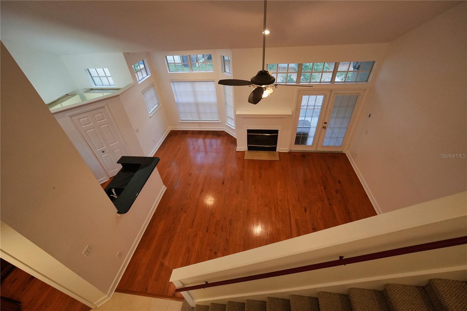 Image 22 of 32 For 118 Becket Lane 118