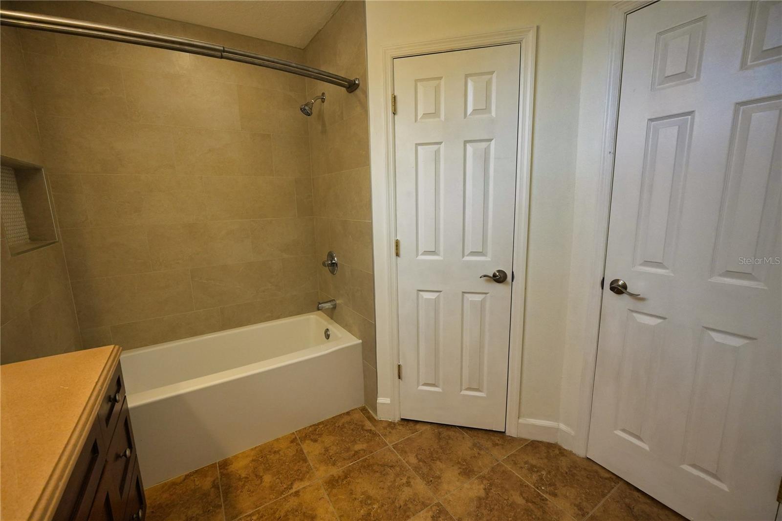 Image 26 of 32 For 118 Becket Lane 118