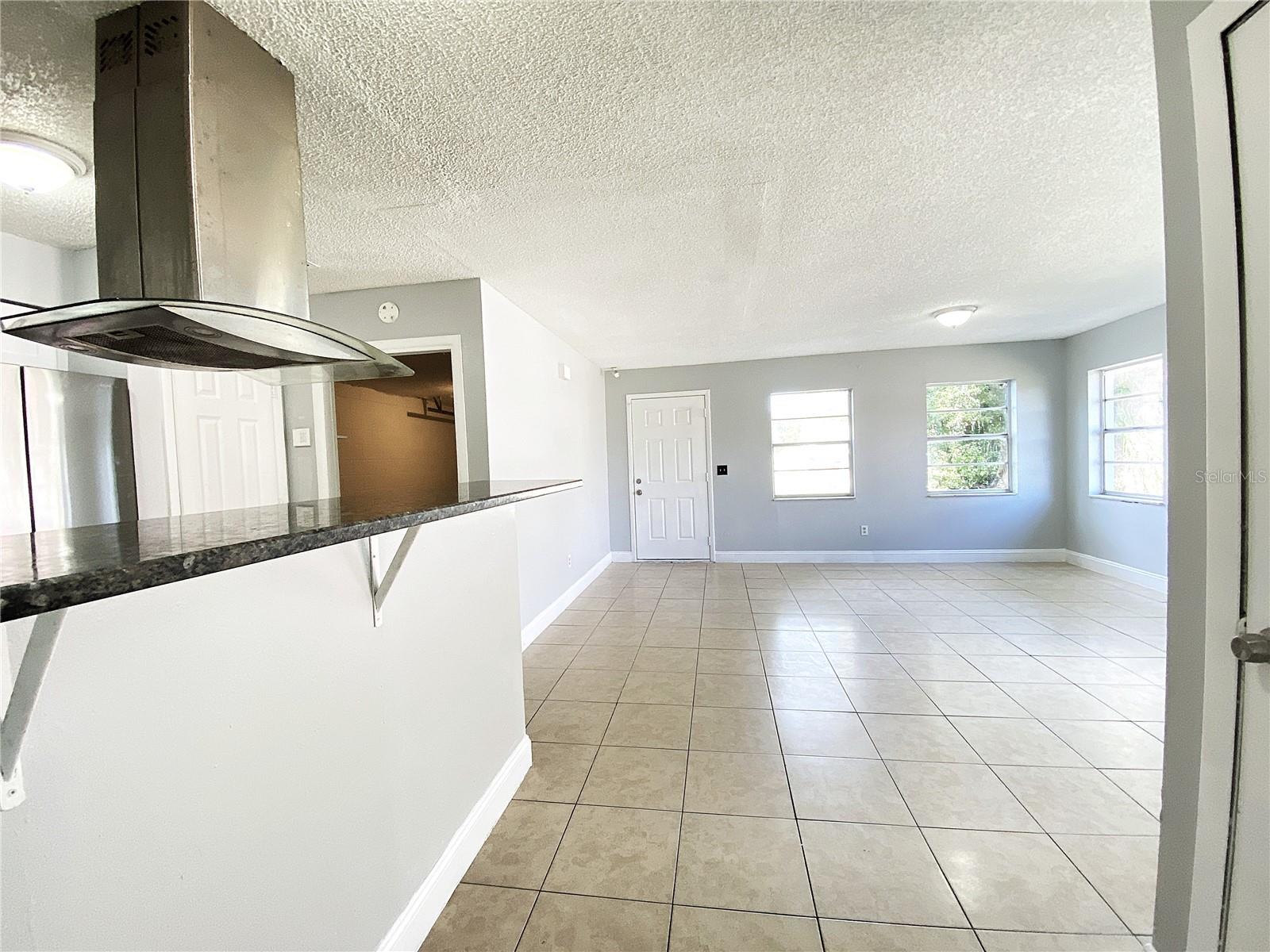 Image 11 of 32 For 424 5th Street