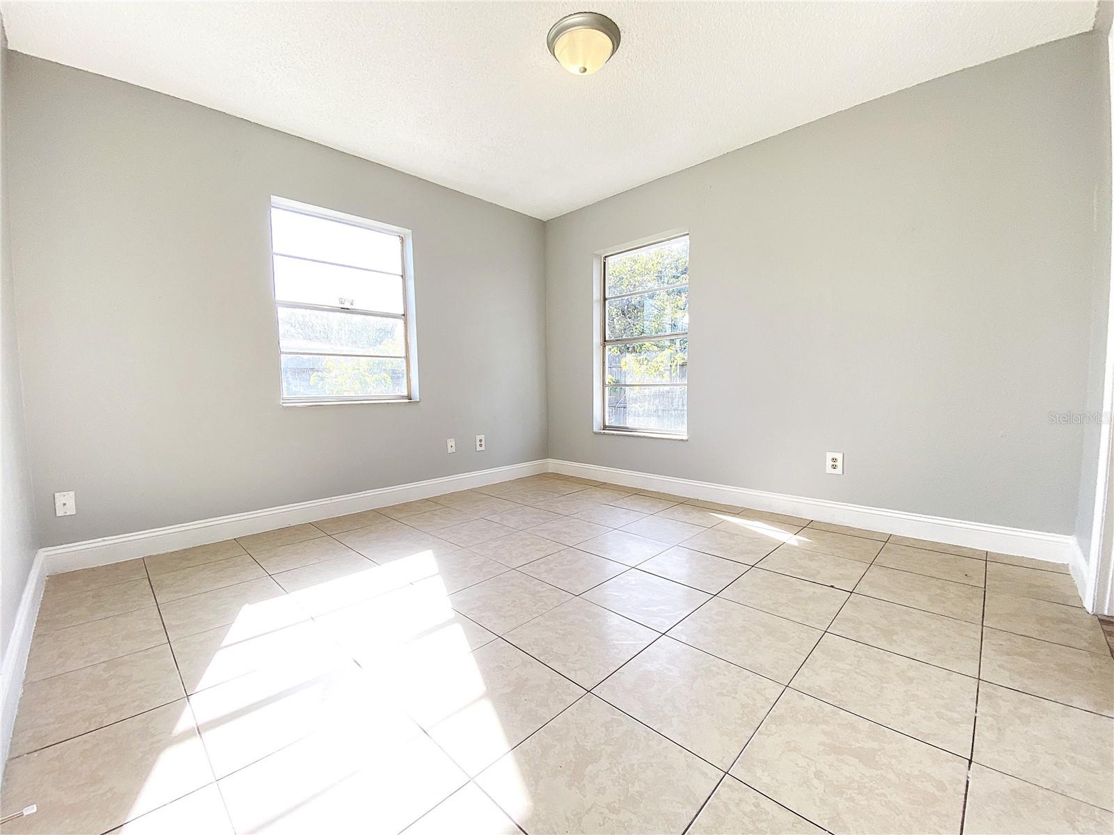 Image 20 of 32 For 424 5th Street