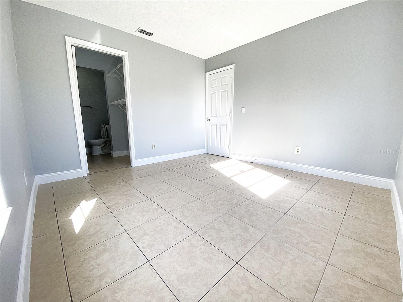 Image 21 of 32 For 424 5th Street