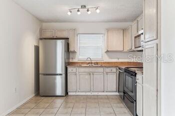 Image 8 of 18 For 2090 Jessa Drive