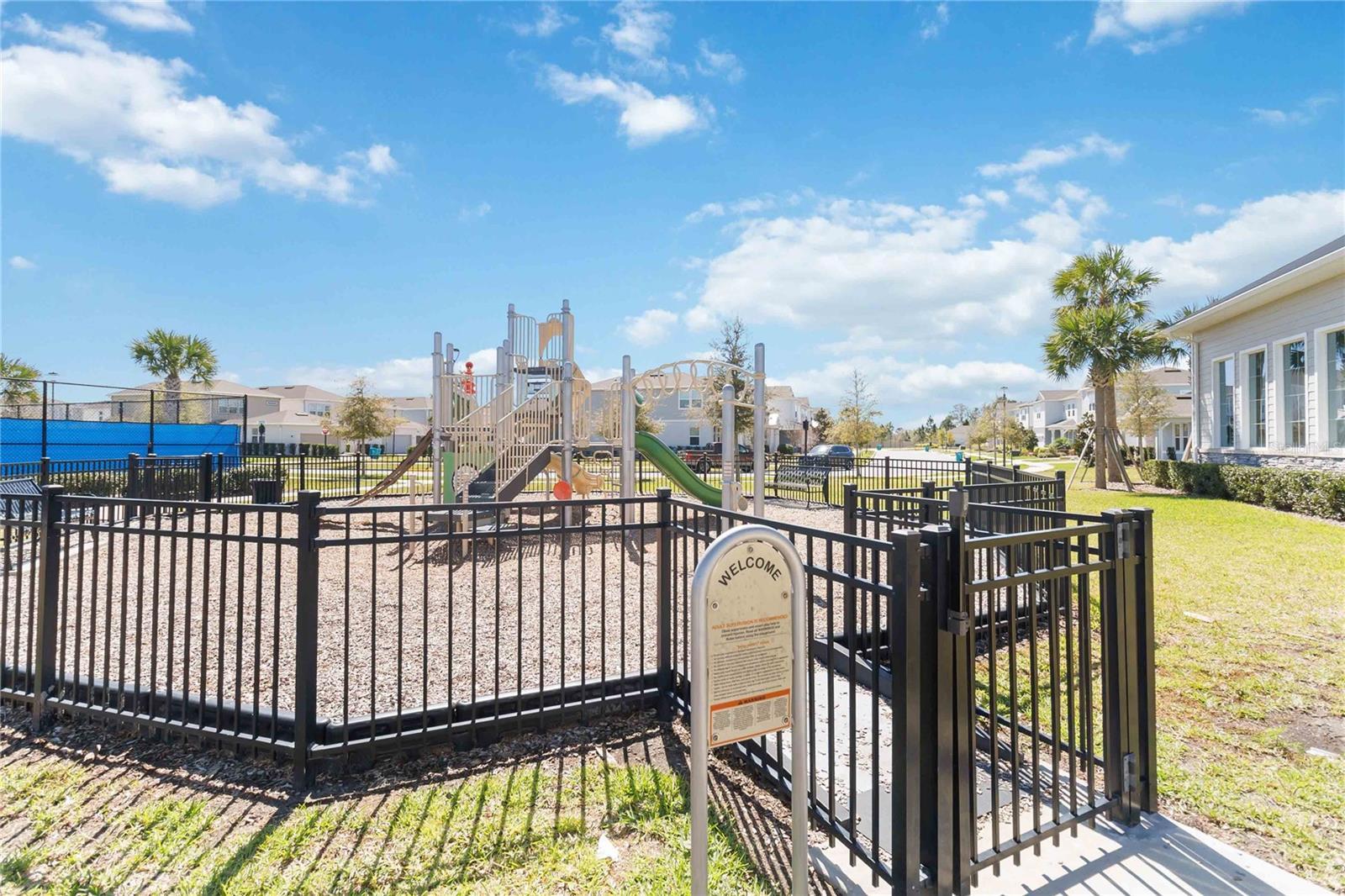 Image 42 of 56 For 10379 Folly Beach Road