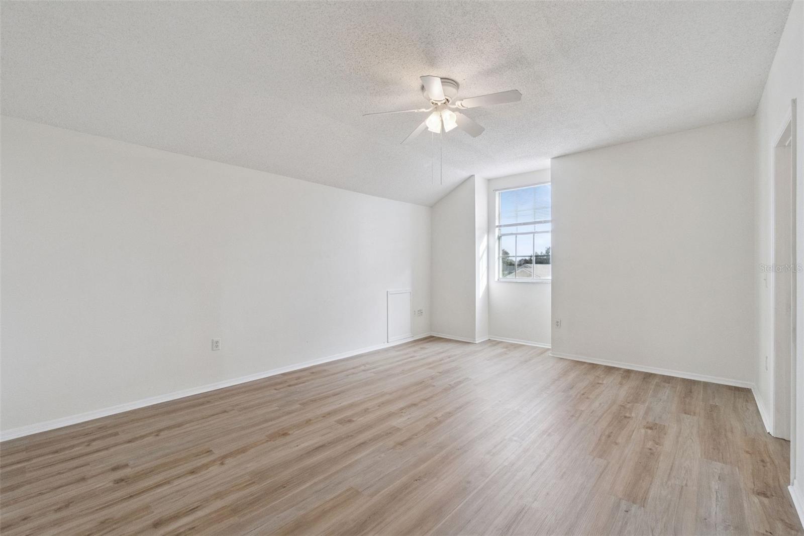 Image 10 of 19 For 29502 Caspian Street