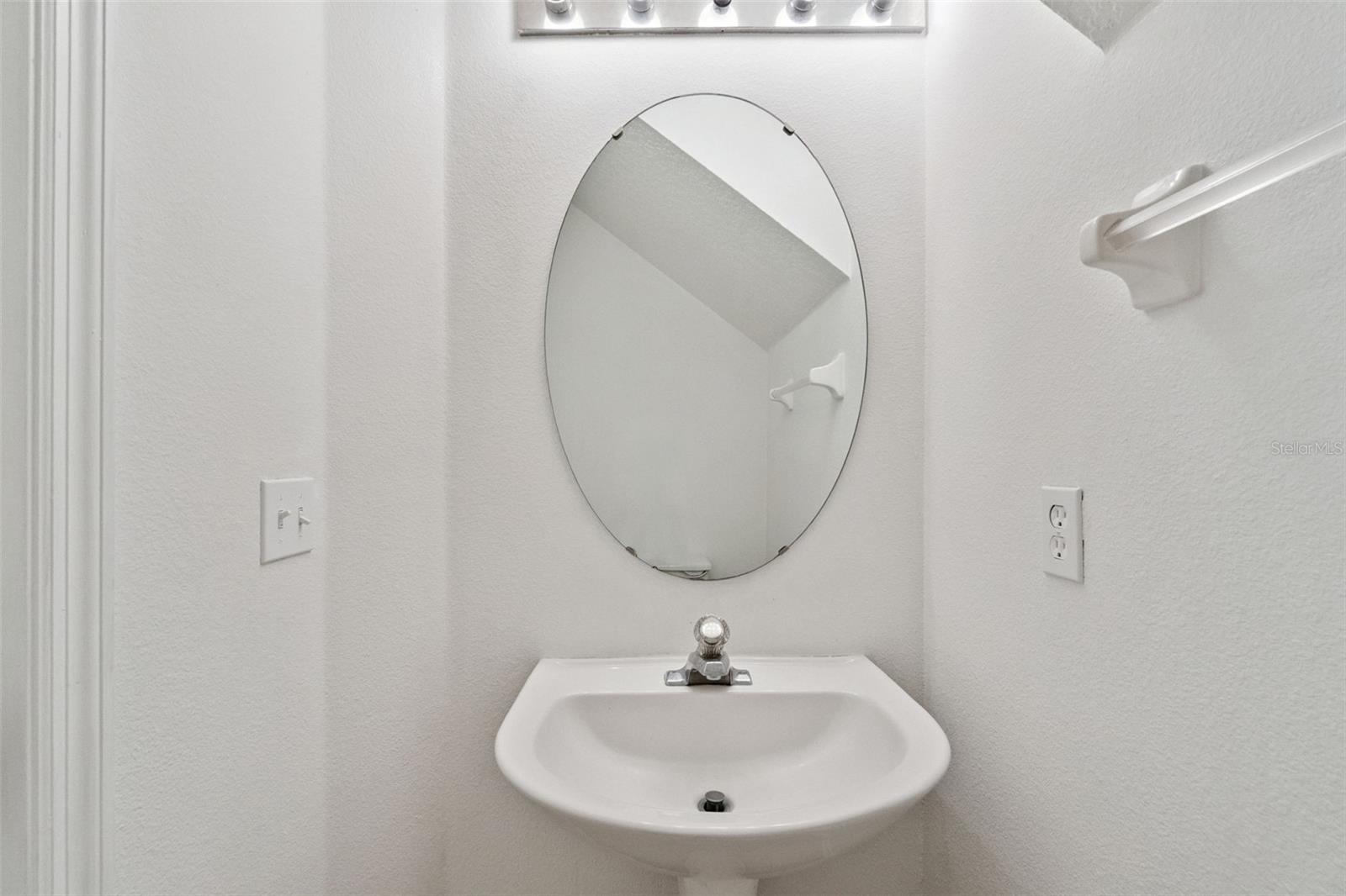 Image 17 of 19 For 29502 Caspian Street