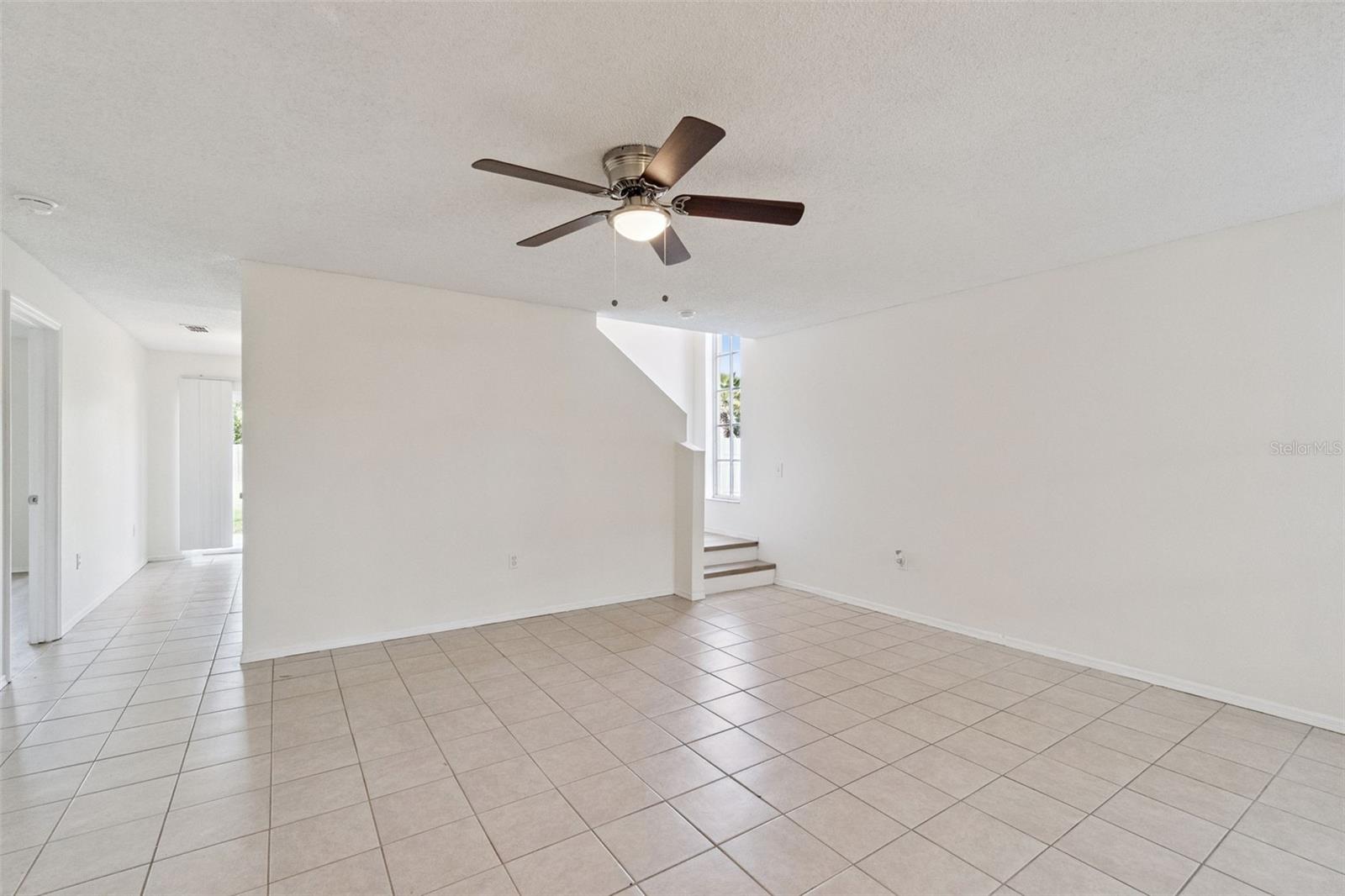 Image 4 of 19 For 29502 Caspian Street