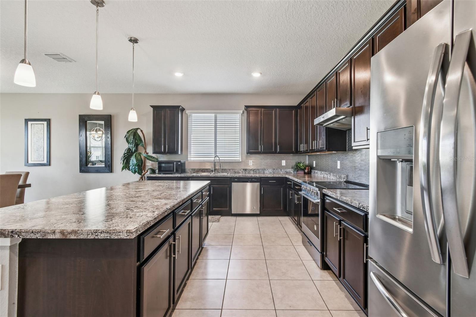 Image 14 of 74 For 2305 Gladiolus Lane