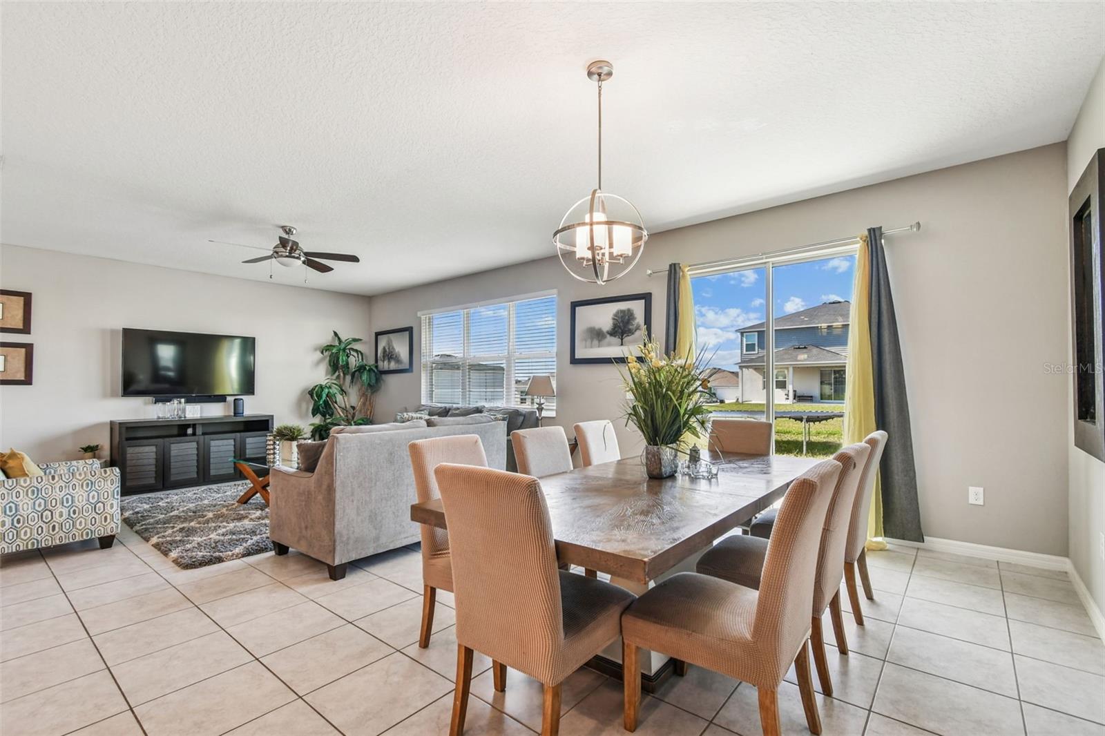 Image 24 of 74 For 2305 Gladiolus Lane