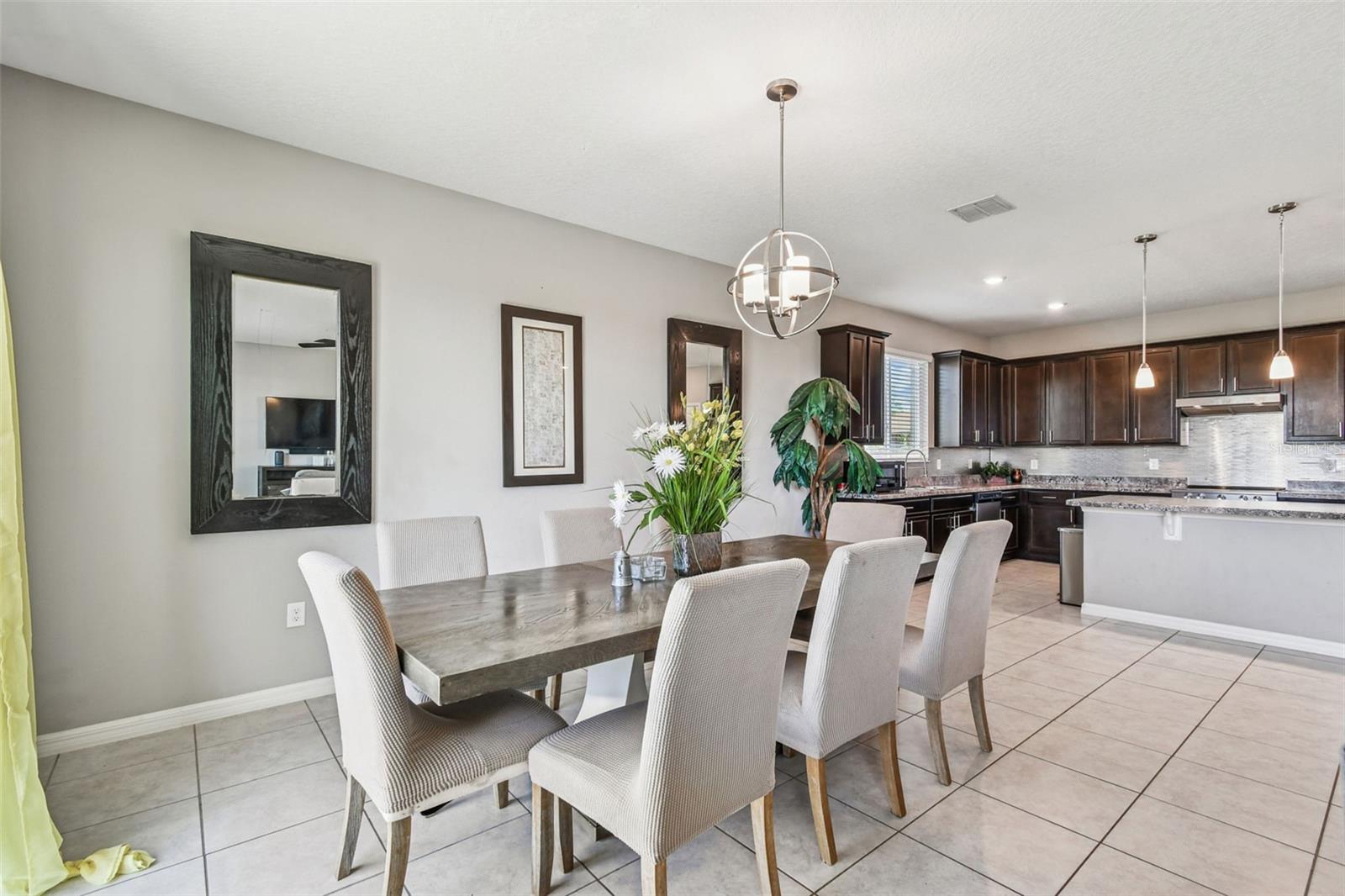 Image 30 of 74 For 2305 Gladiolus Lane