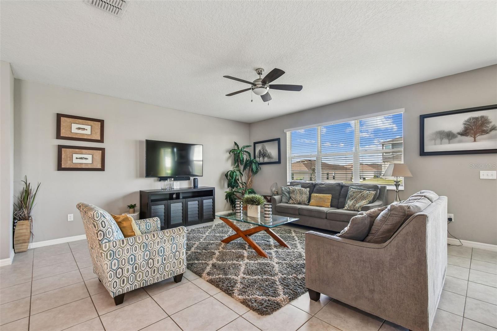 Image 32 of 74 For 2305 Gladiolus Lane