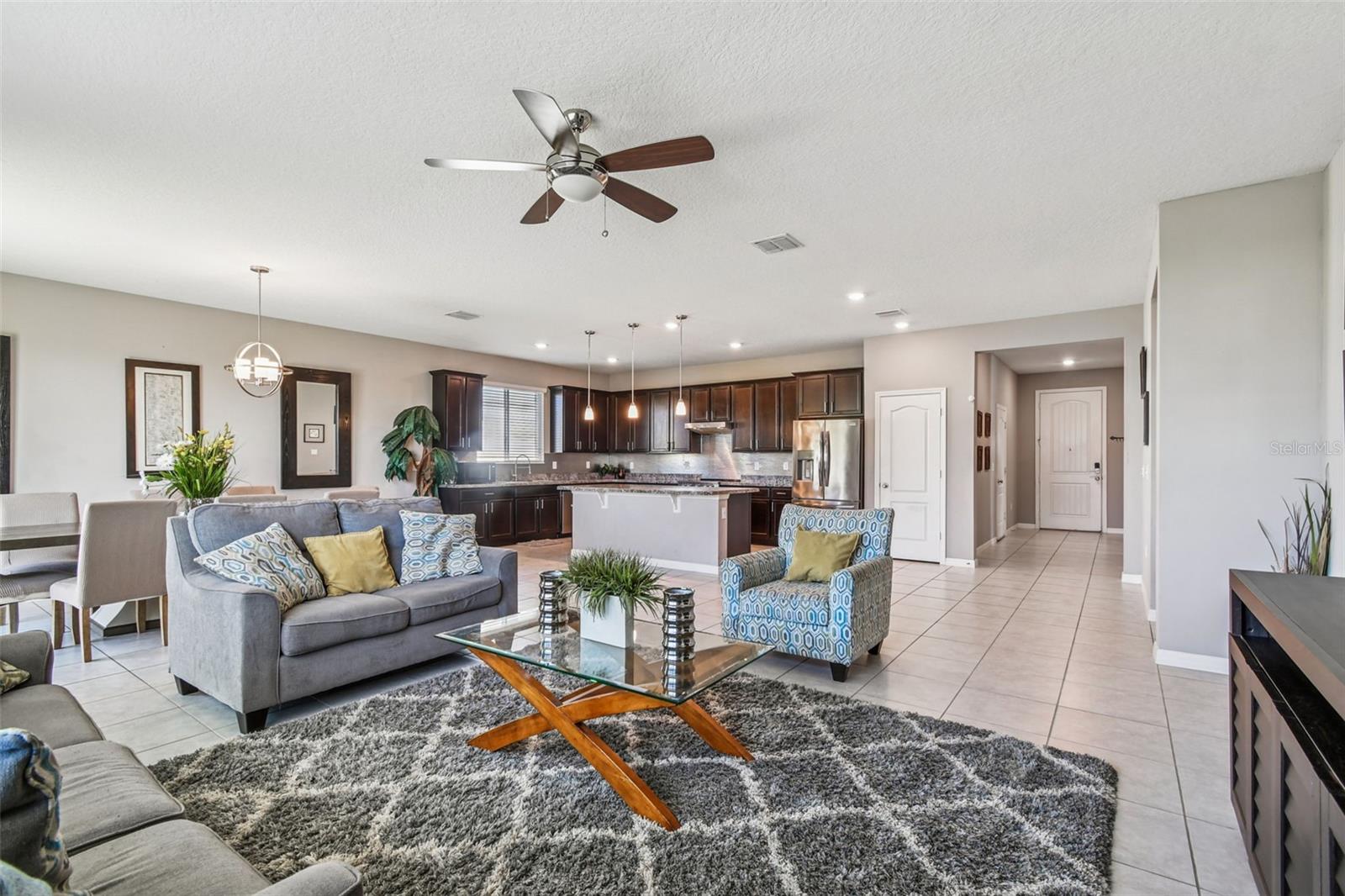 Image 34 of 74 For 2305 Gladiolus Lane