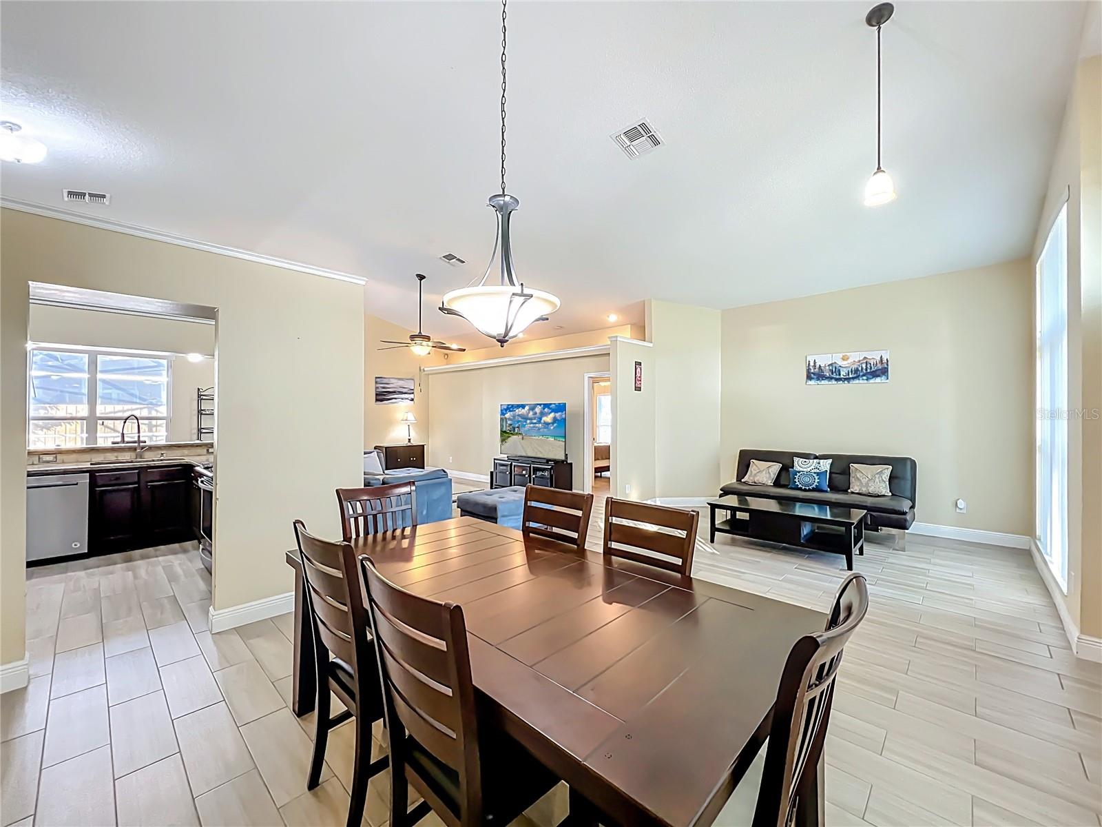 Image 11 of 65 For 9244 Beaver Cove