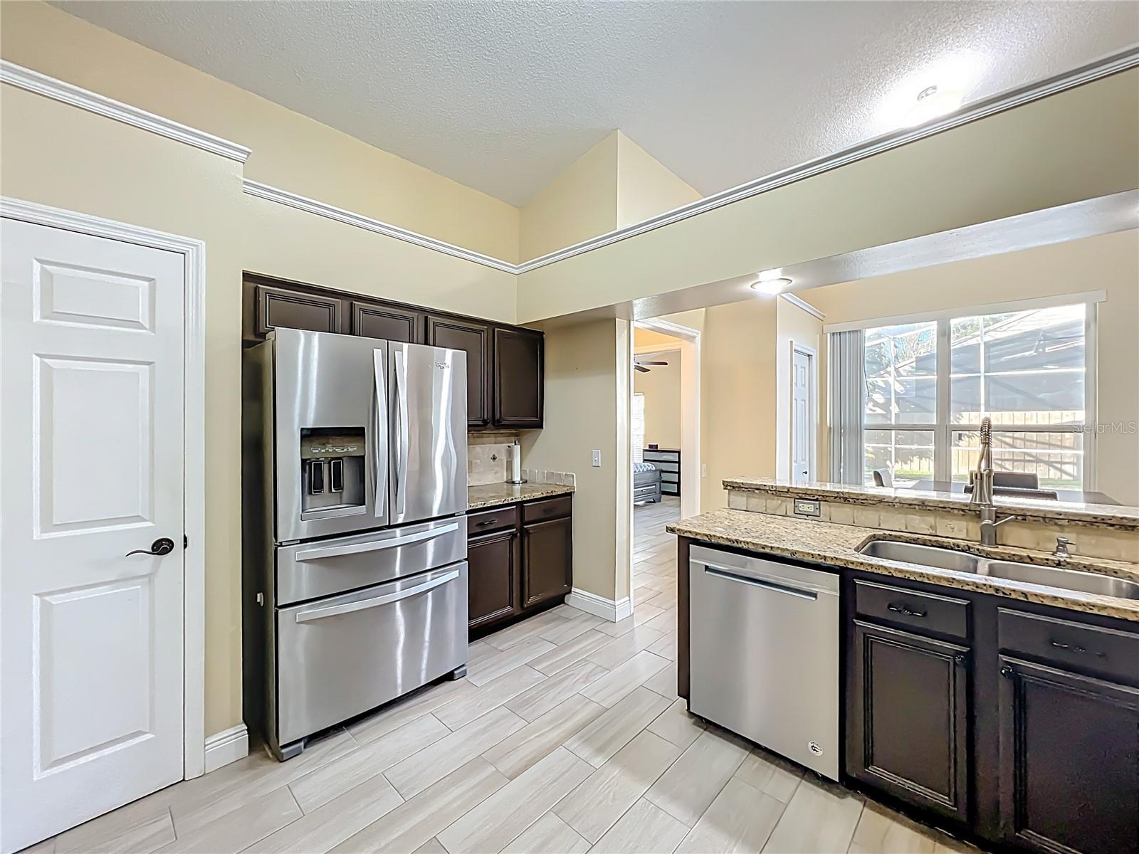 Image 19 of 65 For 9244 Beaver Cove